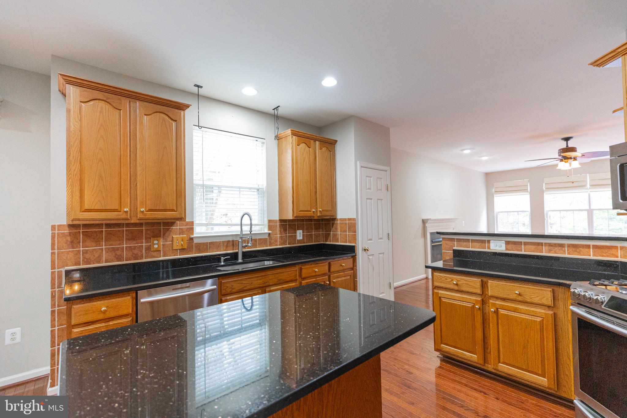 SUMNER LAKE - Residential Lease