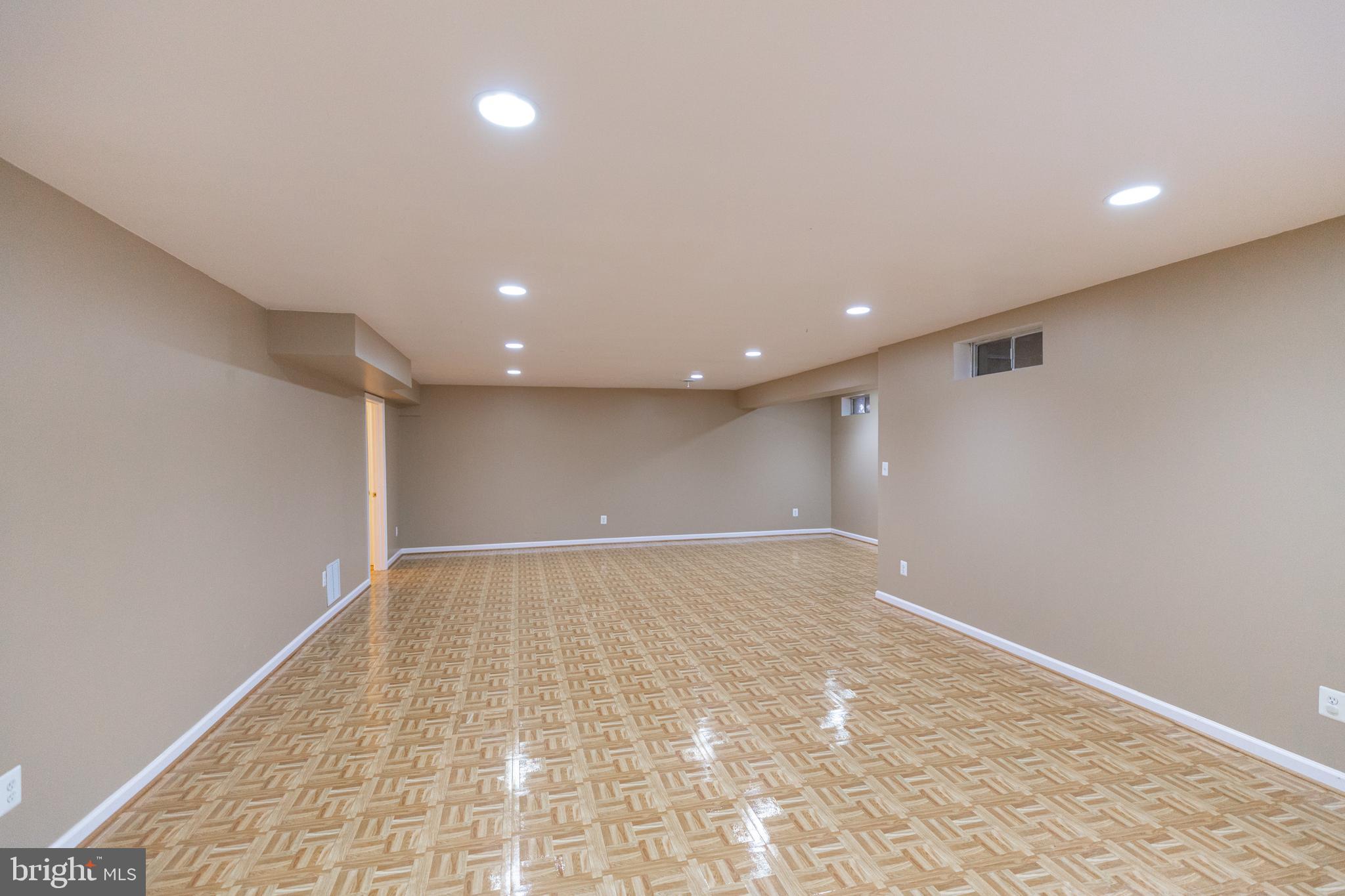 SUMNER LAKE - Residential Lease