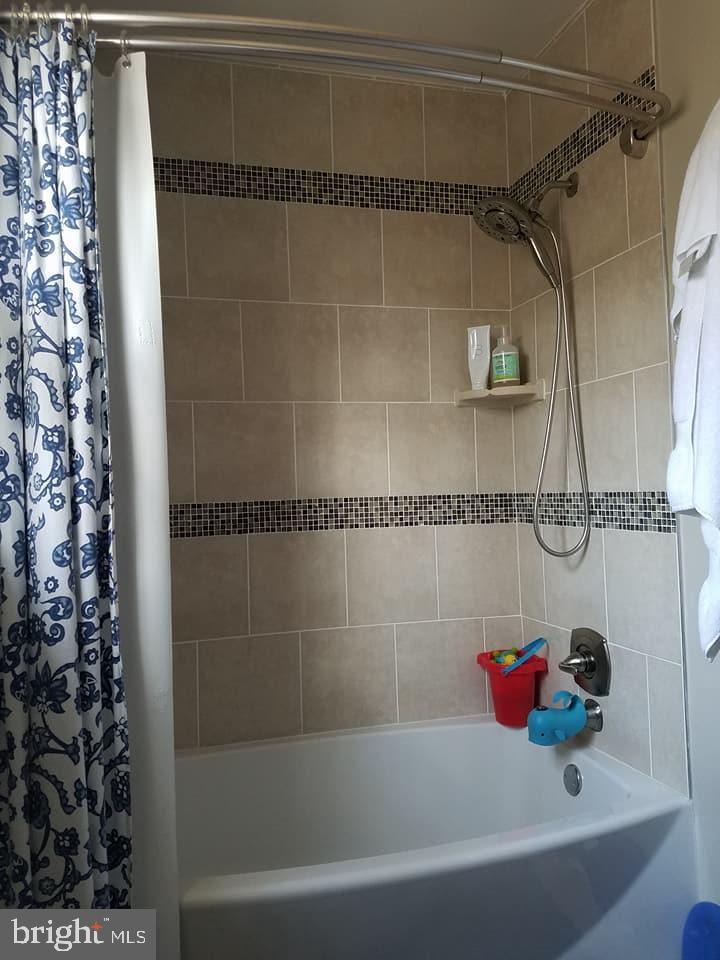 MONTCLAIR - Residential Lease