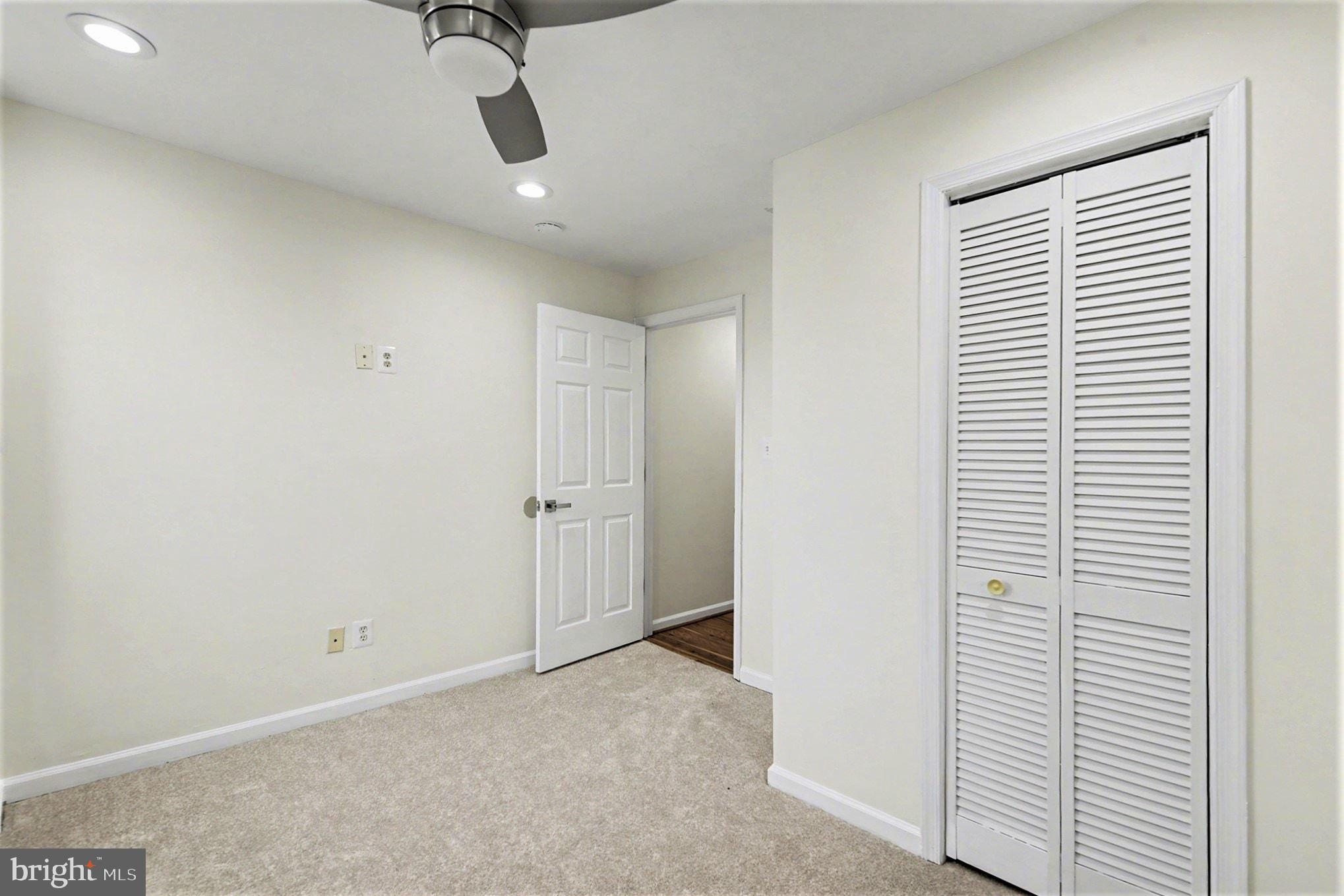 JOHNSTON SQUARE - Residential