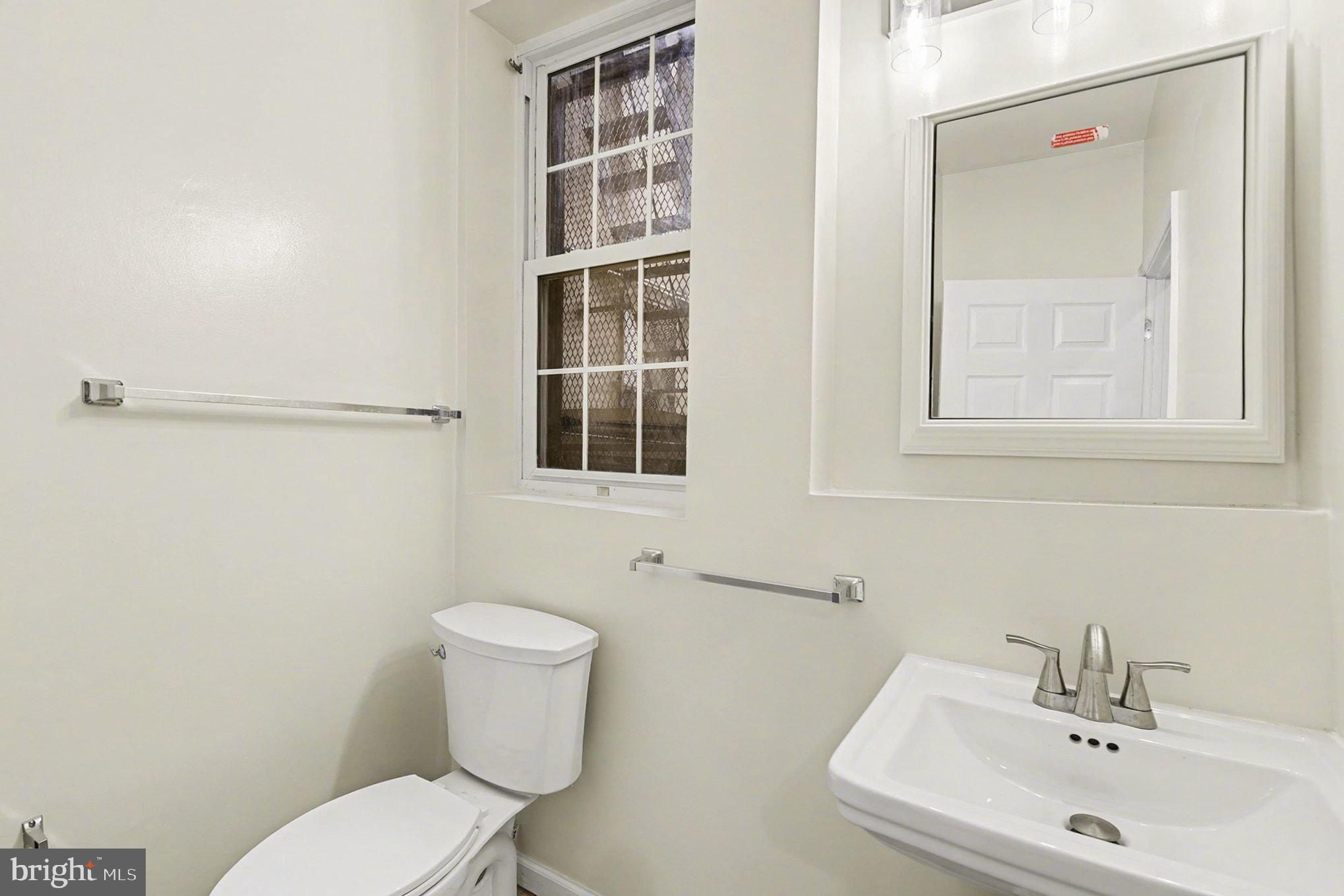 JOHNSTON SQUARE - Residential