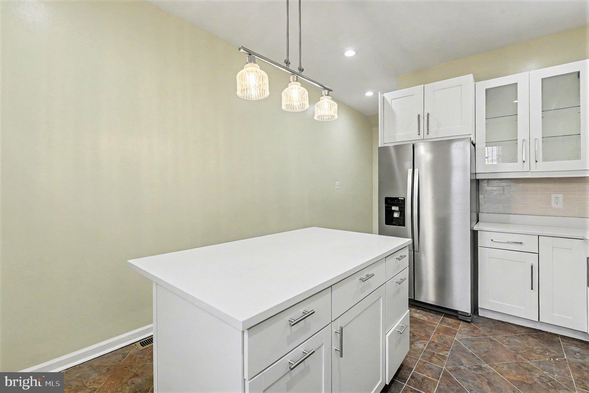 JOHNSTON SQUARE - Residential