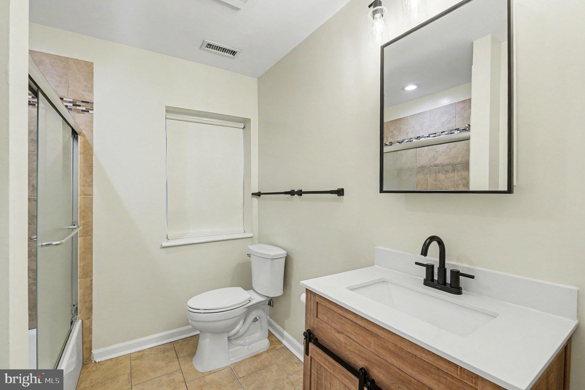 JOHNSTON SQUARE - Residential