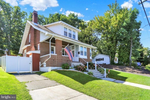 Homes For Sale - 2305 W Market Street<br/> POTTSVILLE, PA 17901
