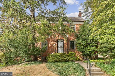 Photo of 5008 44th Street NW, WASHINGTON, DC 20016 (MLS # DCDC2222088) Photo of 5008 44th Street NW, WASHINGTON, DC 20016 (MLS # DCDC2222088)