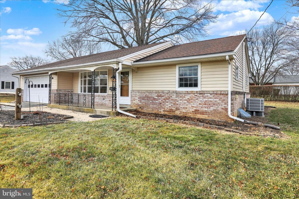 Photo of 5864 Geneva Drive, EAST PETERSBURG, PA 17520 (MLS # PALA2081980)