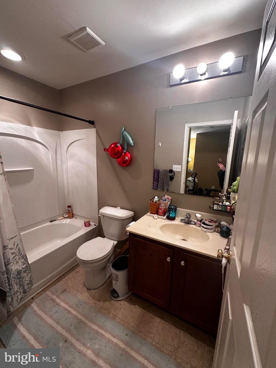 WORTHINGTON - Residential