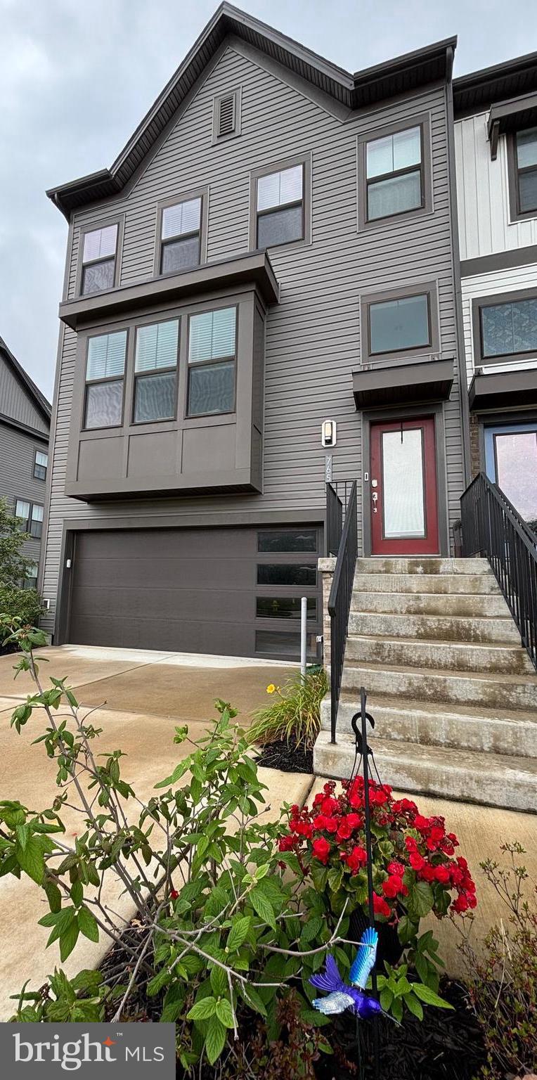 7656 QUARTZITE LANE