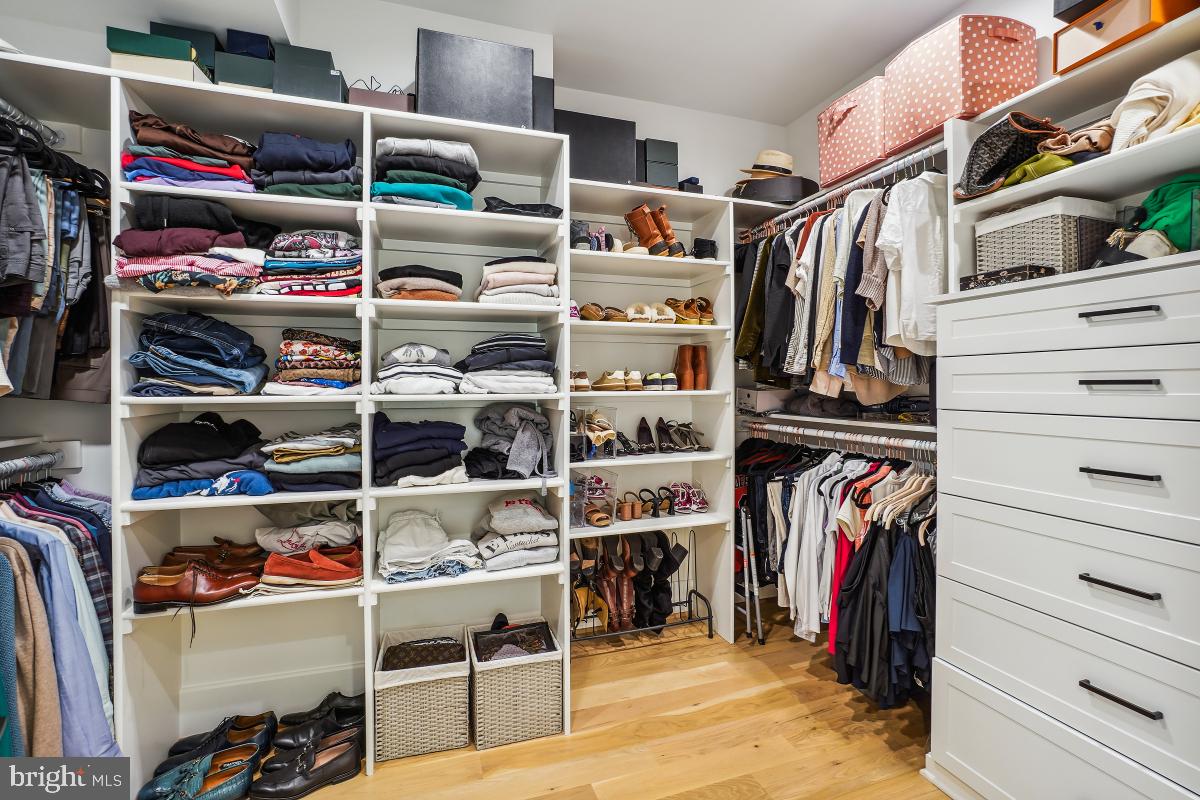 ROSEDALE PARK - Residential