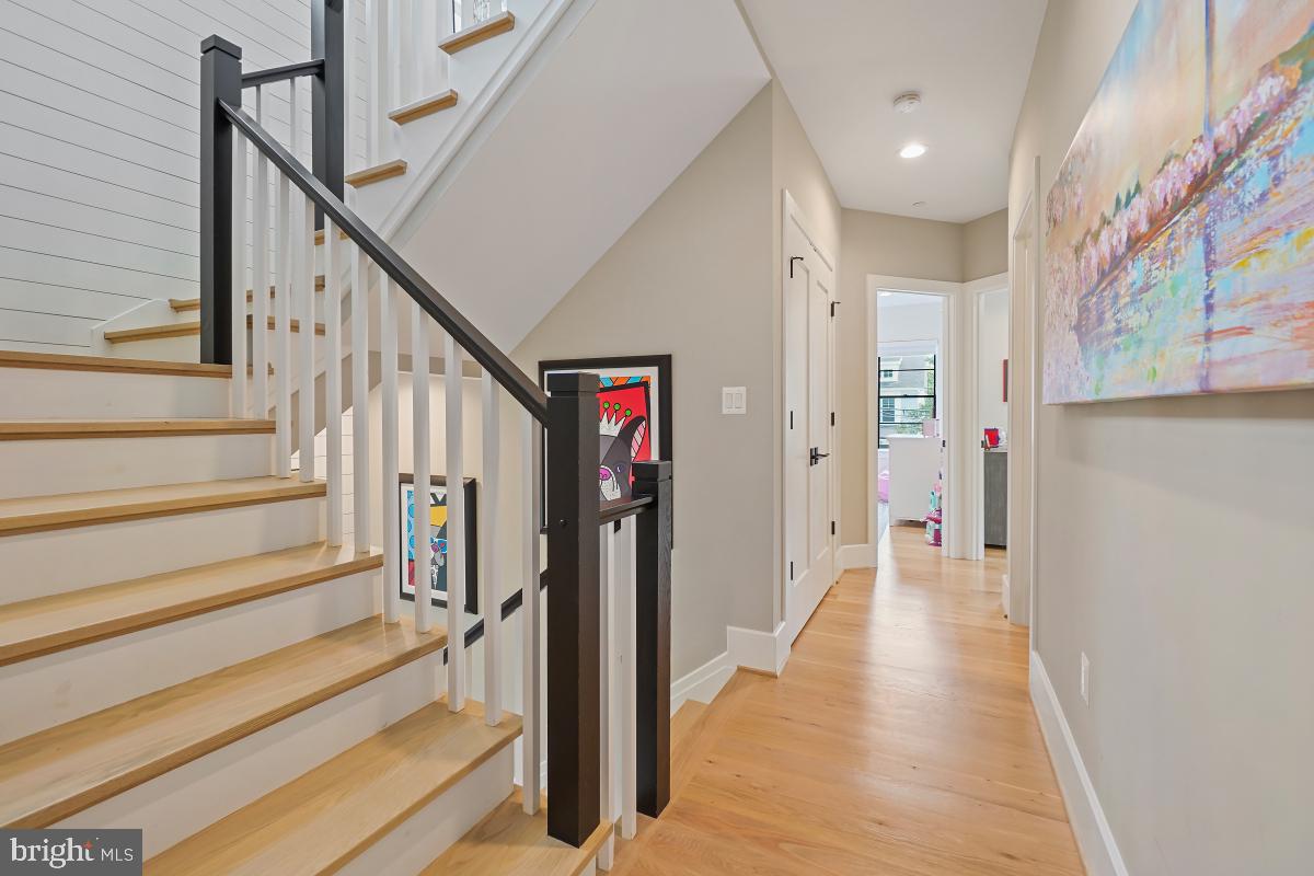 ROSEDALE PARK - Residential