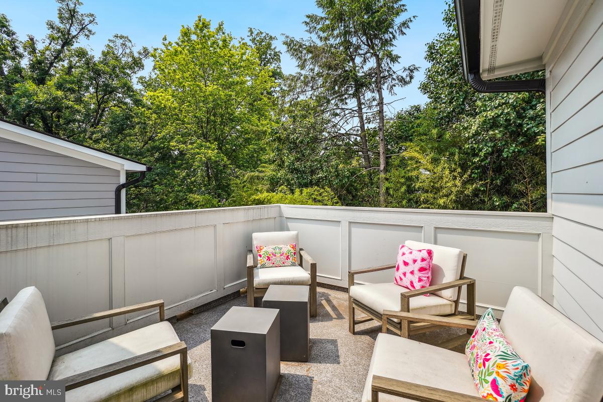 ROSEDALE PARK - Residential