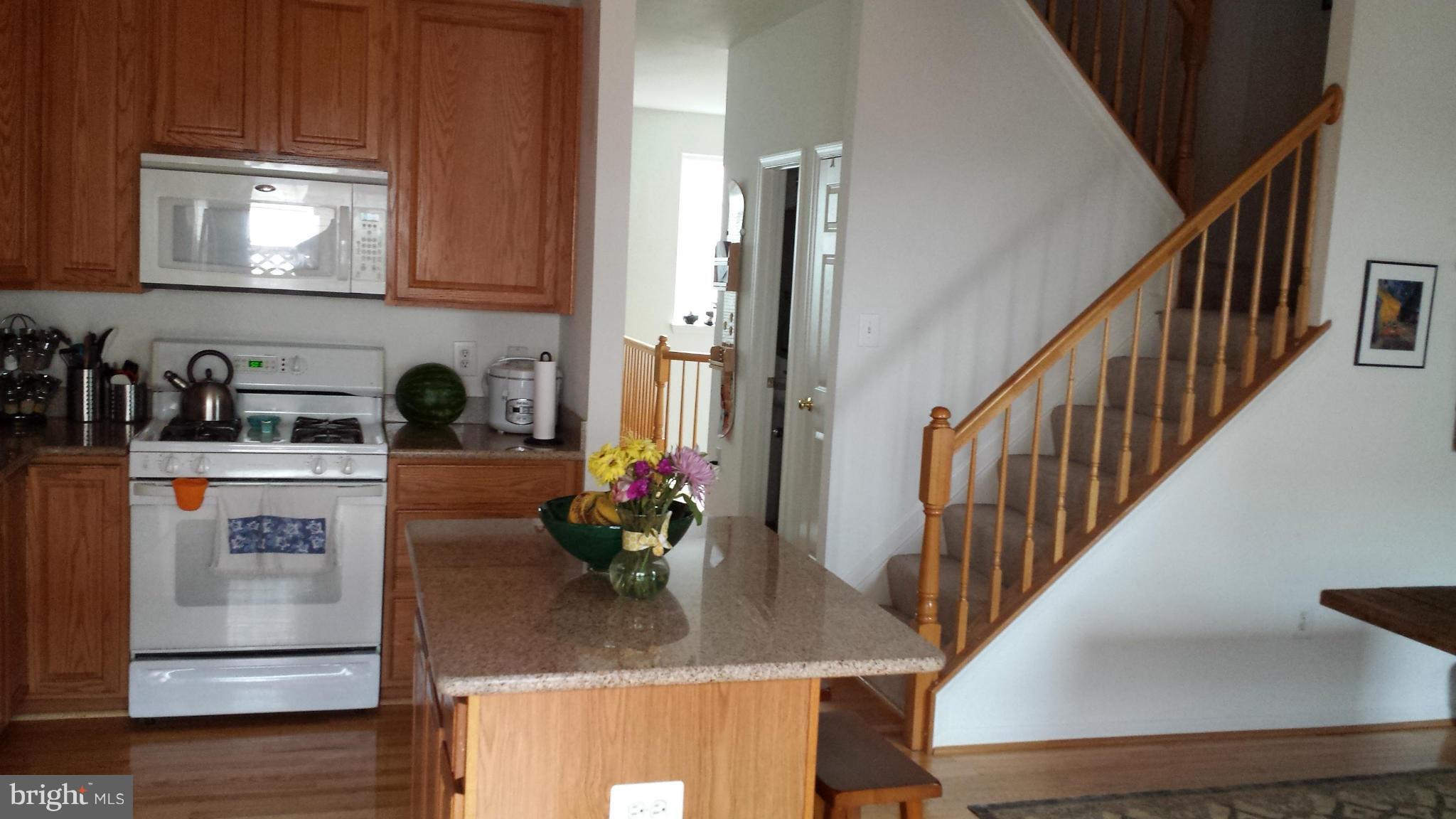 CENTRE VILLAGE - Residential Lease