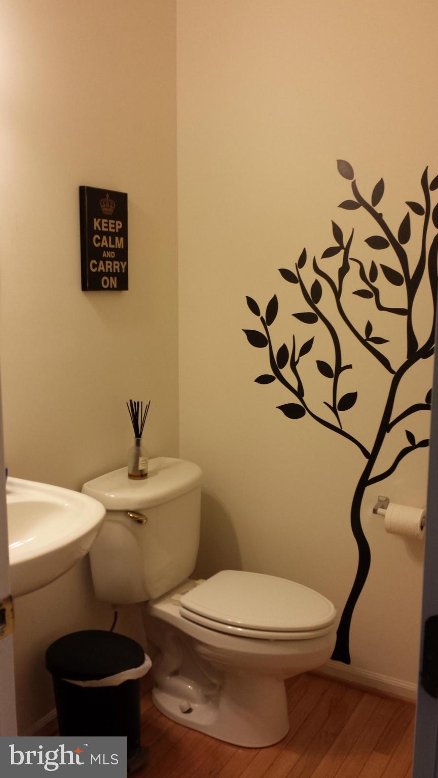 CENTRE VILLAGE - Residential Lease