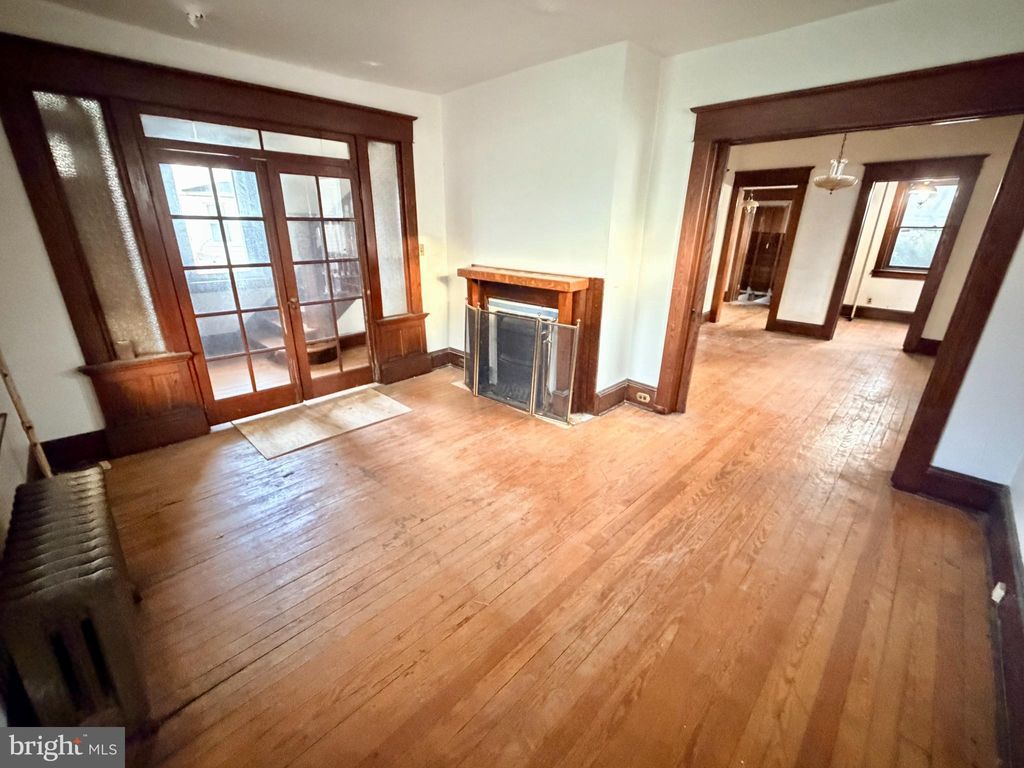 Photo of 306 Berwyn Avenue, TRENTON, NJ 08618 (MLS # NJME2070250)