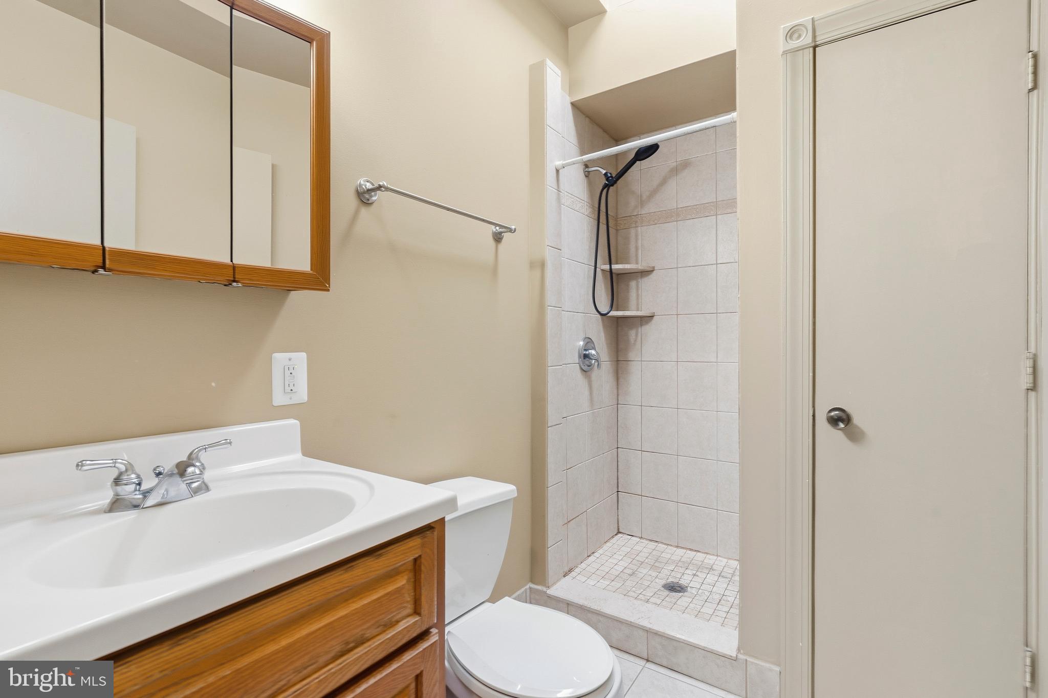 PASSYUNK SQUARE - Residential