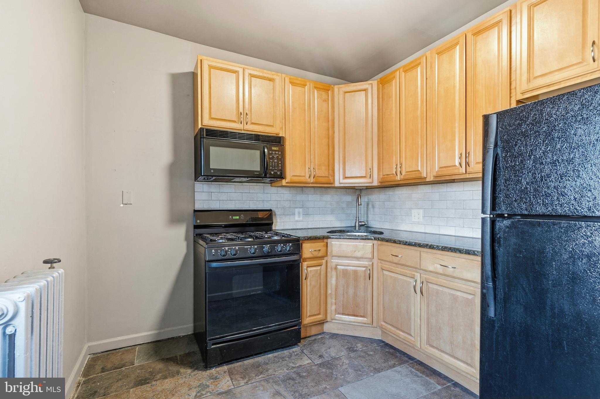 PASSYUNK SQUARE - Residential