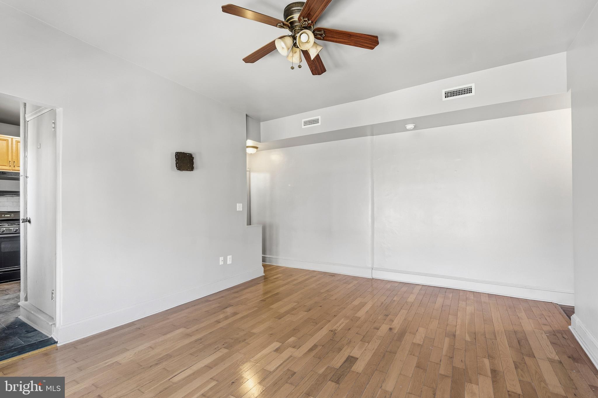 PASSYUNK SQUARE - Residential