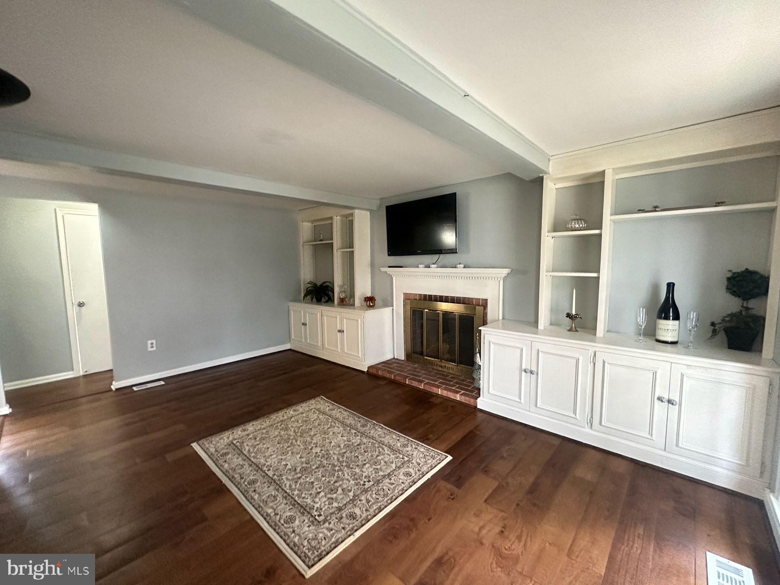 LEESBURG COUNTRY CLUB - Residential