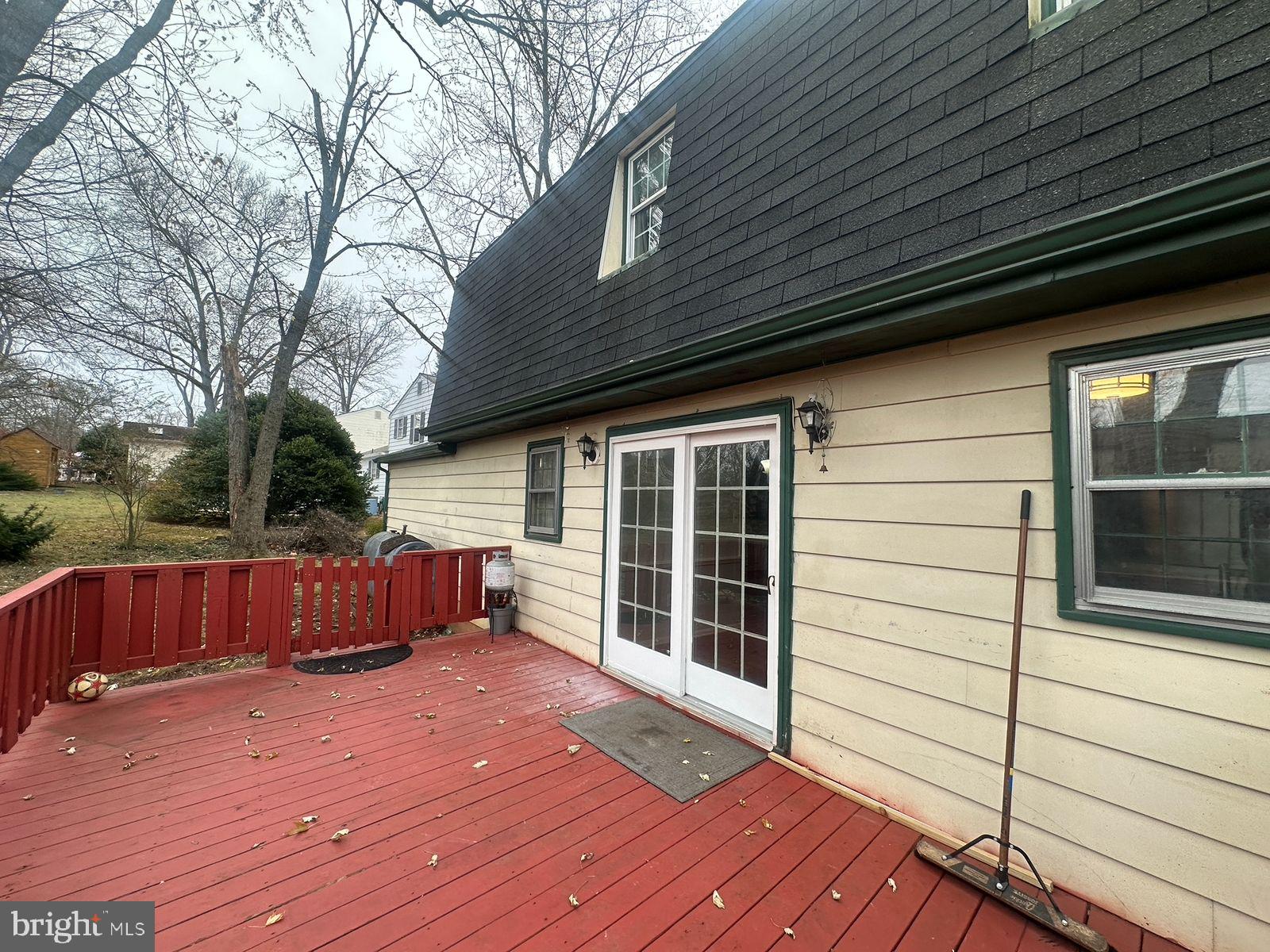 LEESBURG COUNTRY CLUB - Residential