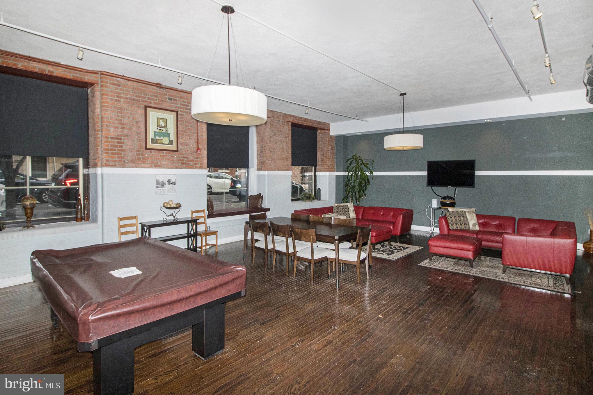 1201 FITZWATER STREET 15 207