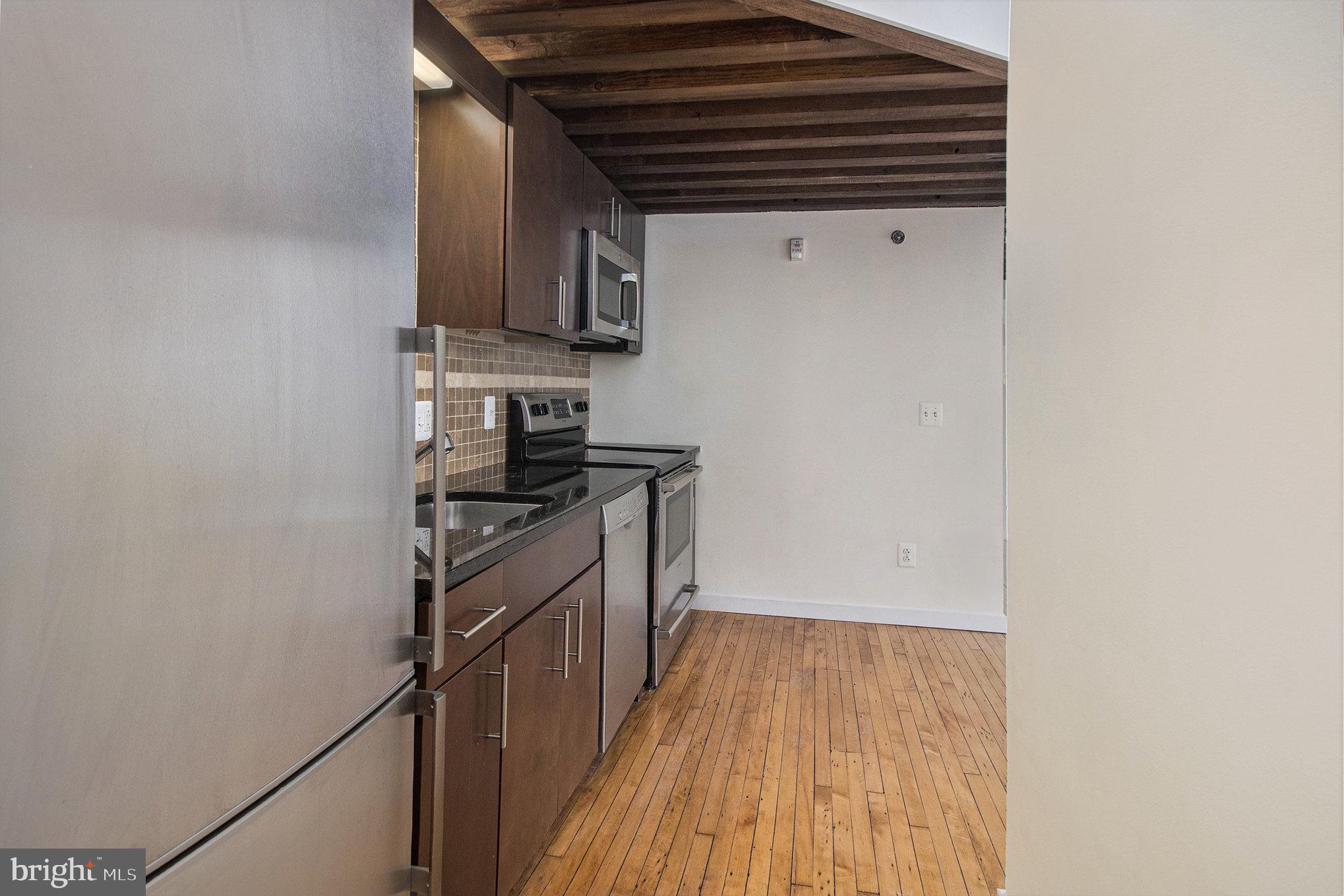 AVENUE OF THE ARTS - Residential