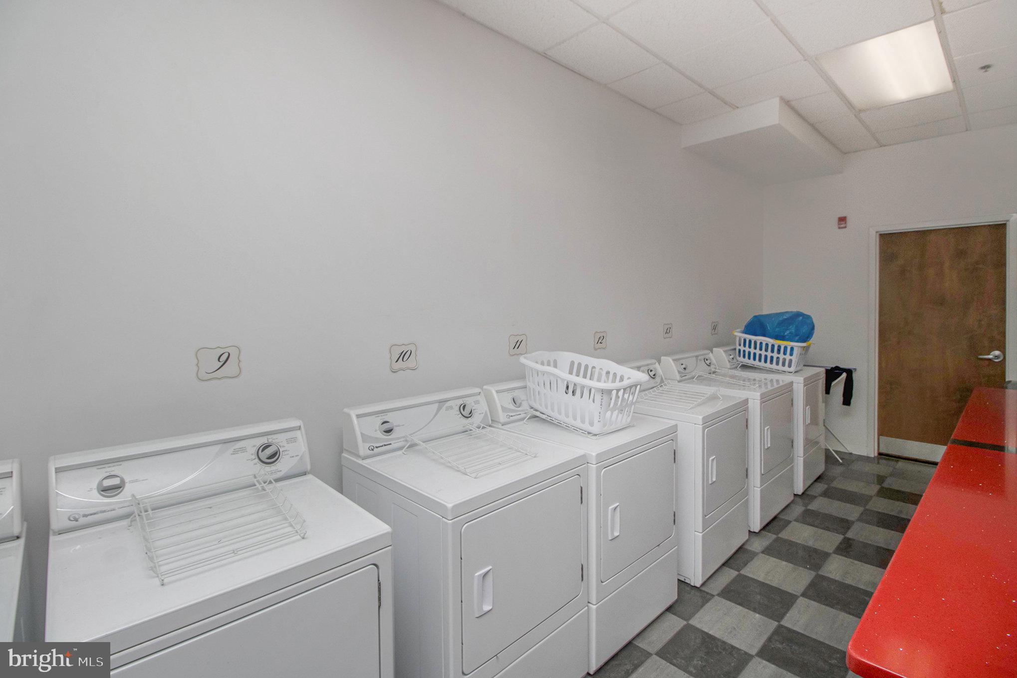 AVENUE OF THE ARTS - Residential