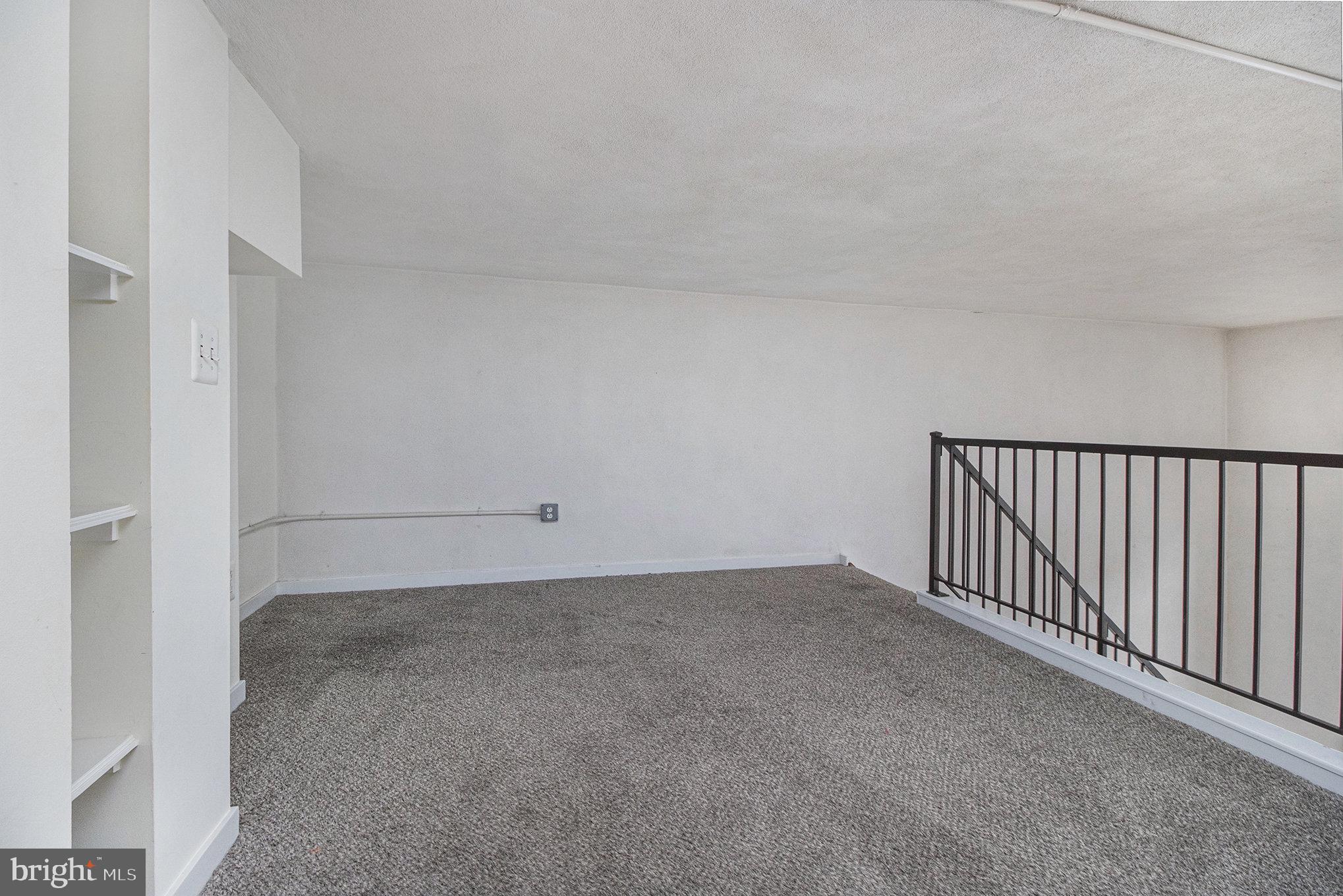 AVENUE OF THE ARTS - Residential