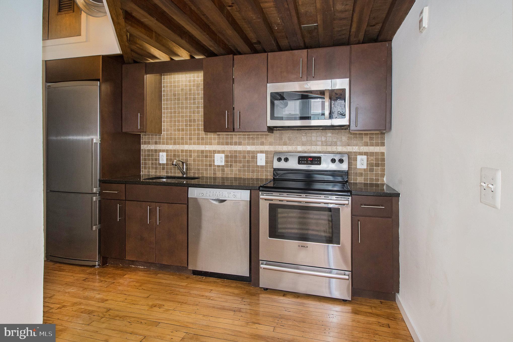 AVENUE OF THE ARTS - Residential