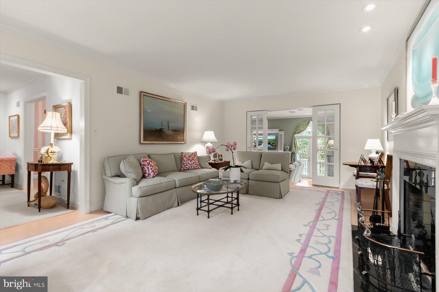 SUMNER - Residential