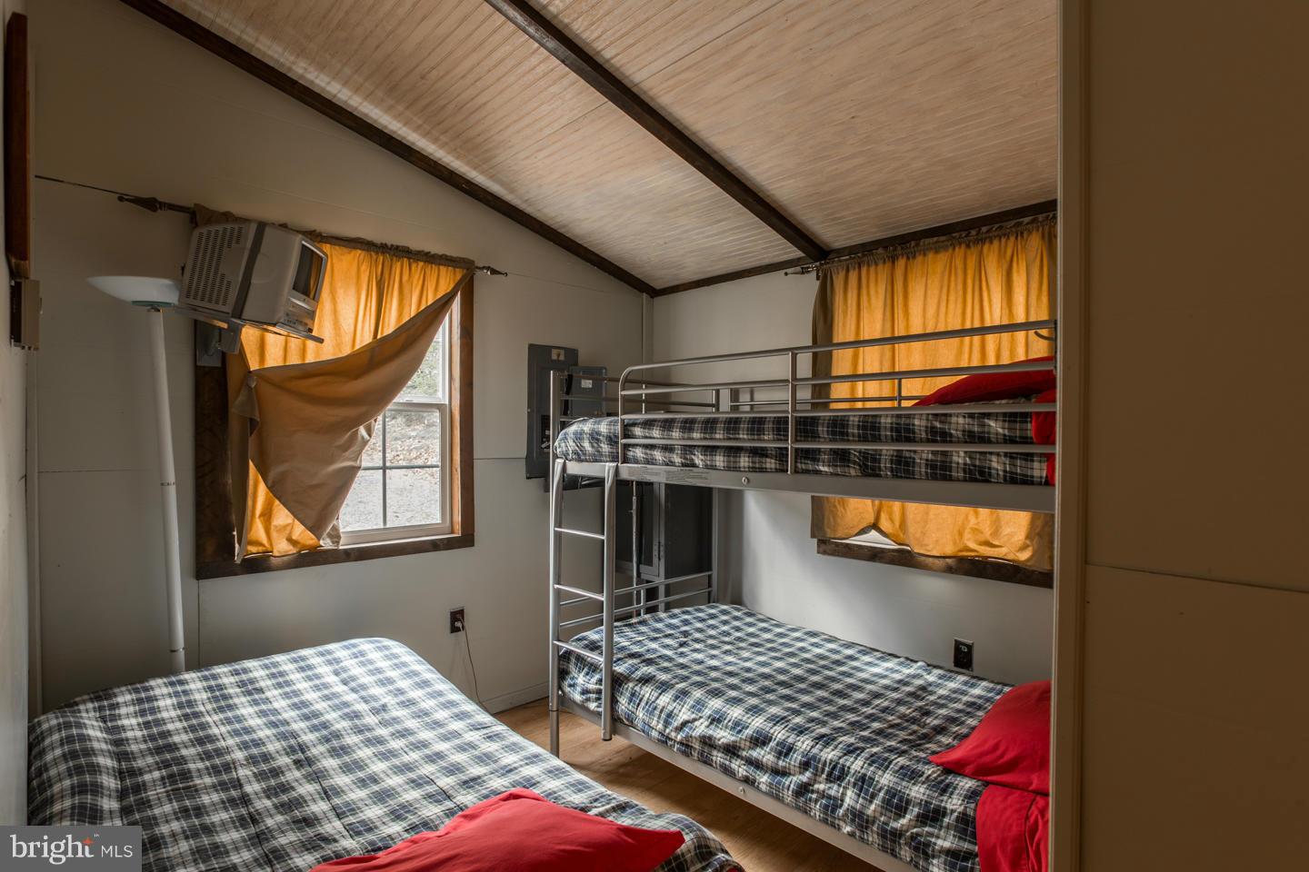 SLEEPY HOLLOW - Residential