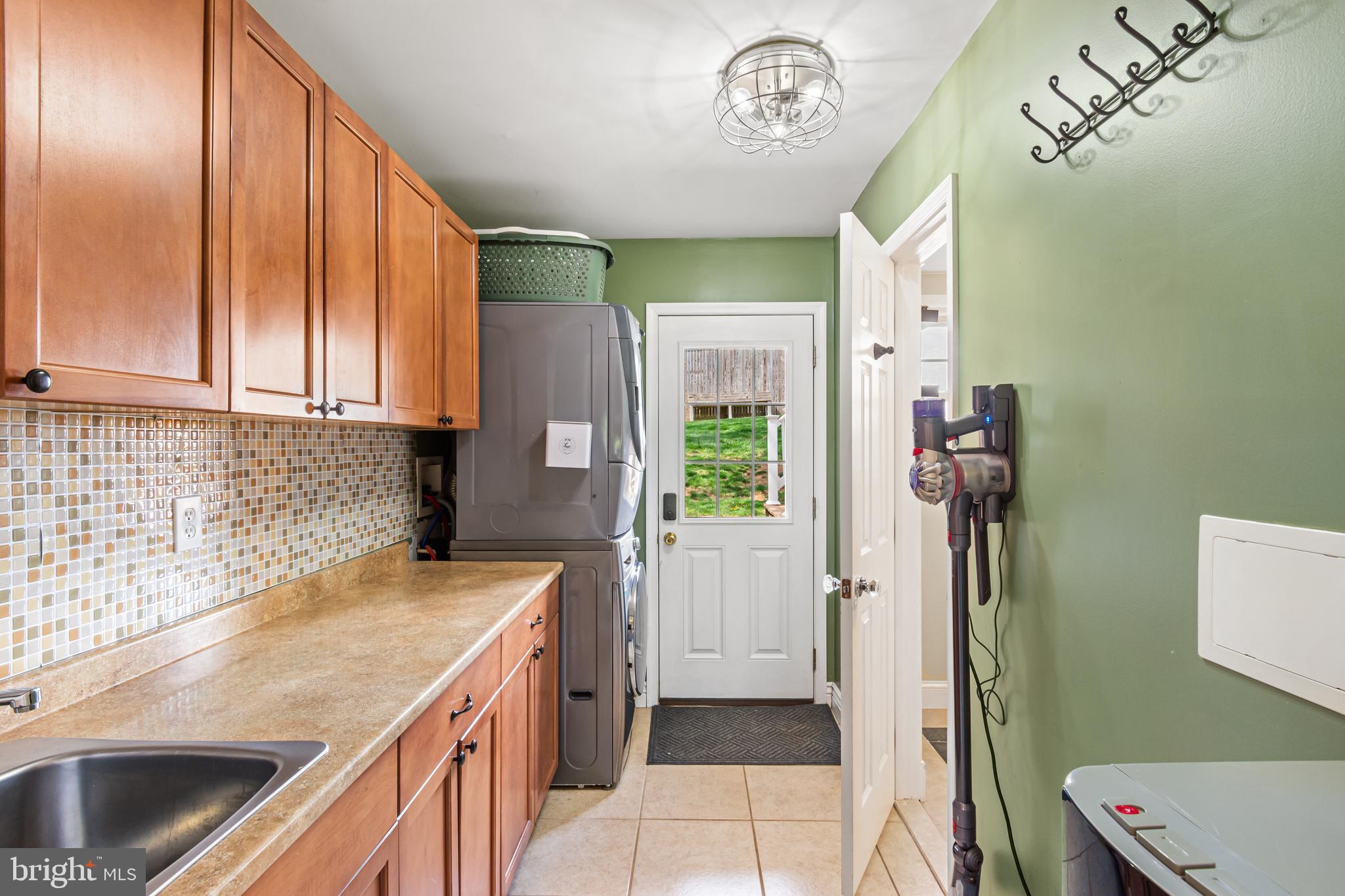 WALNUT RIDGE - Residential