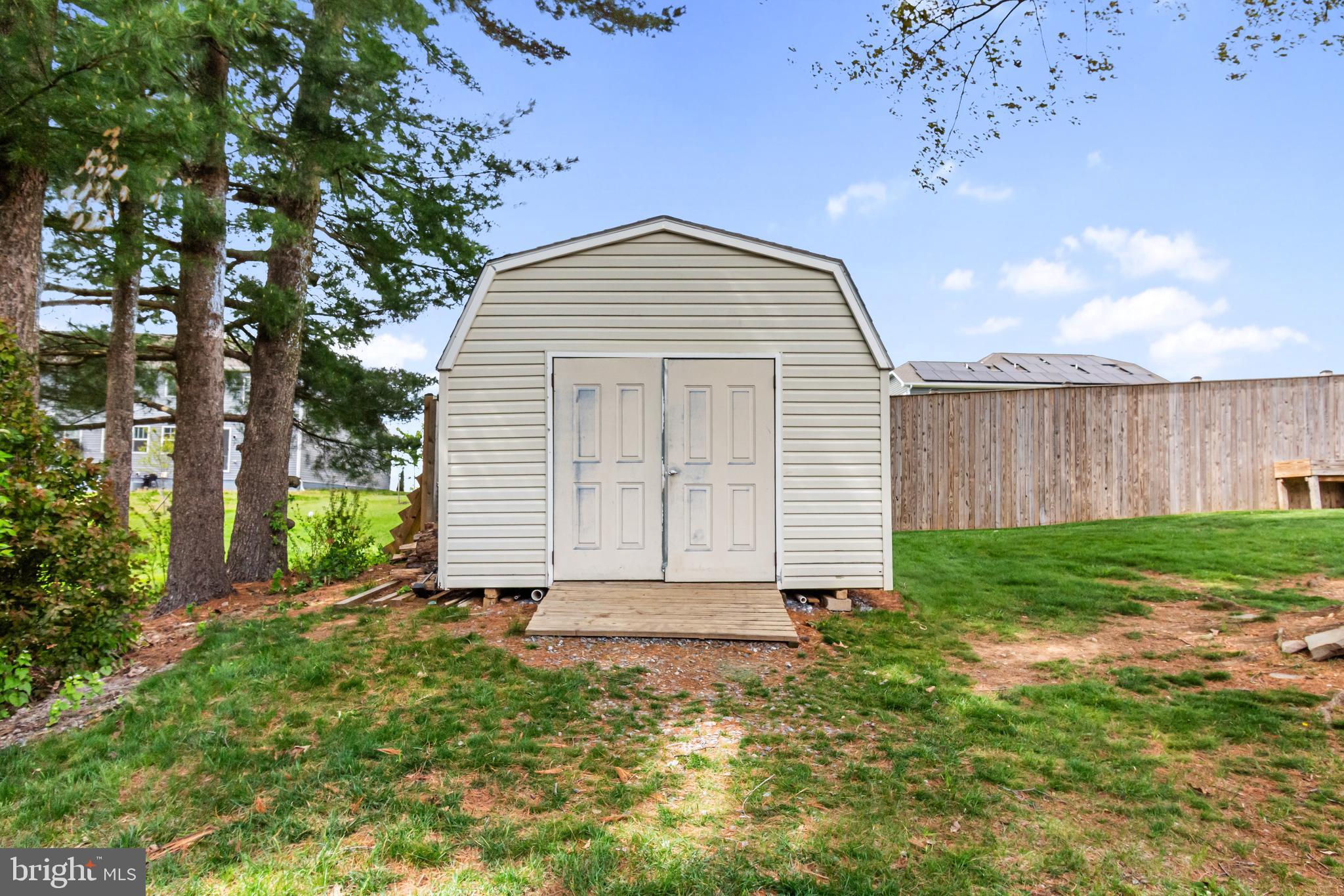 WALNUT RIDGE - Residential
