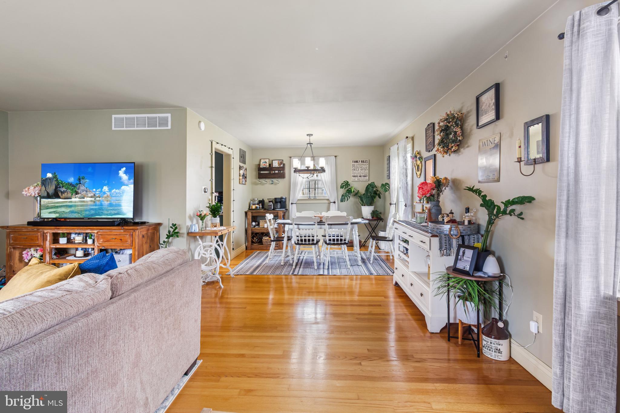 WALNUT RIDGE - Residential