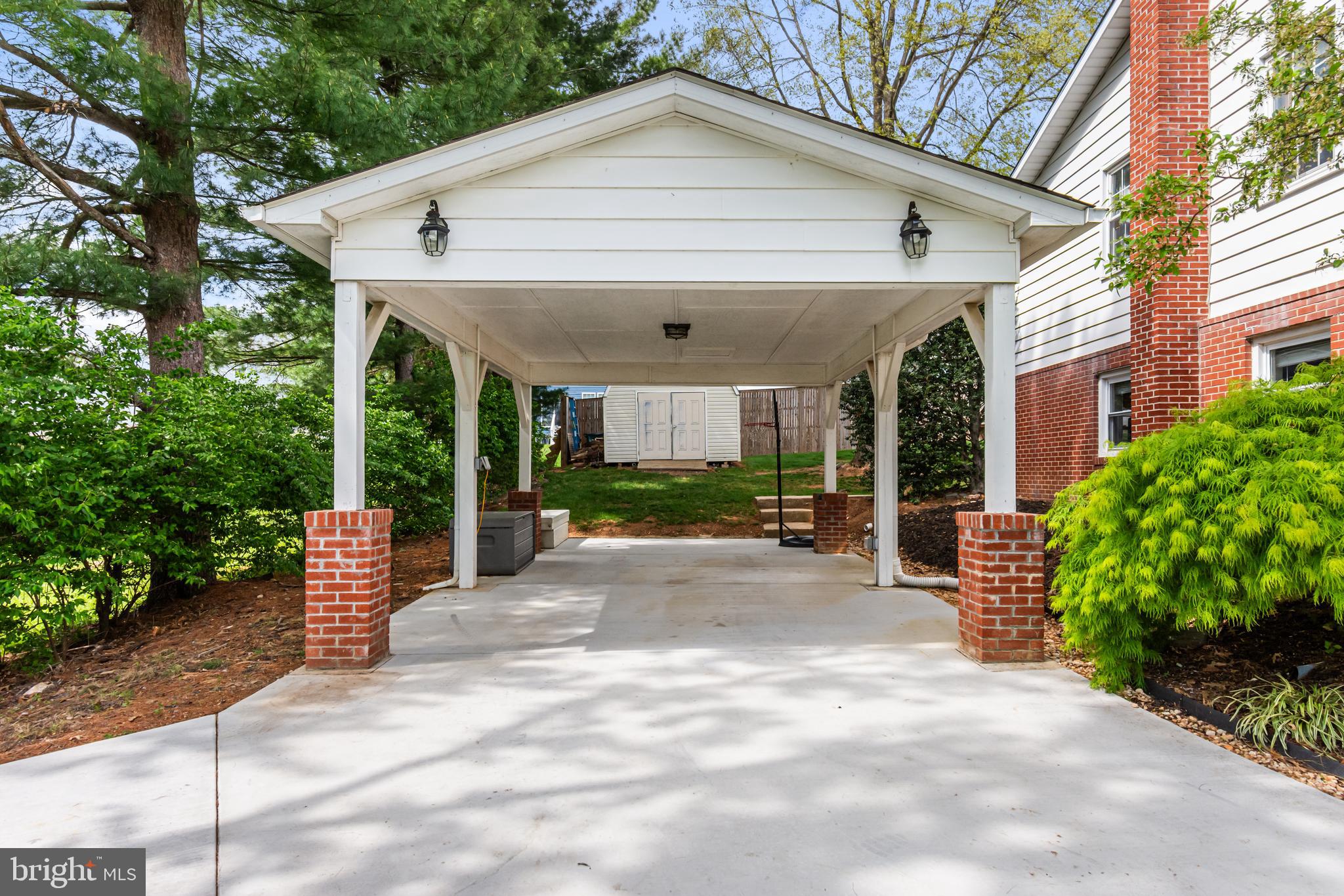 WALNUT RIDGE - Residential