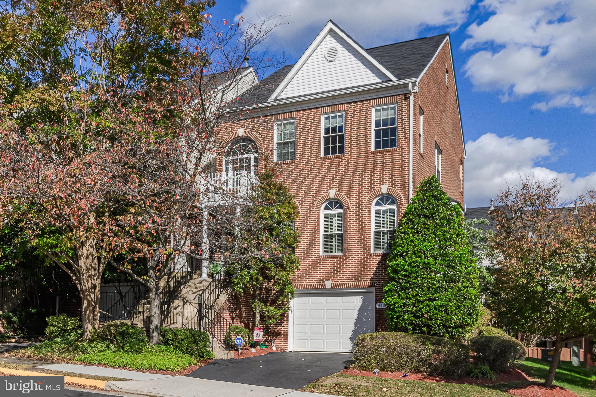 5510 JOWETT COURT