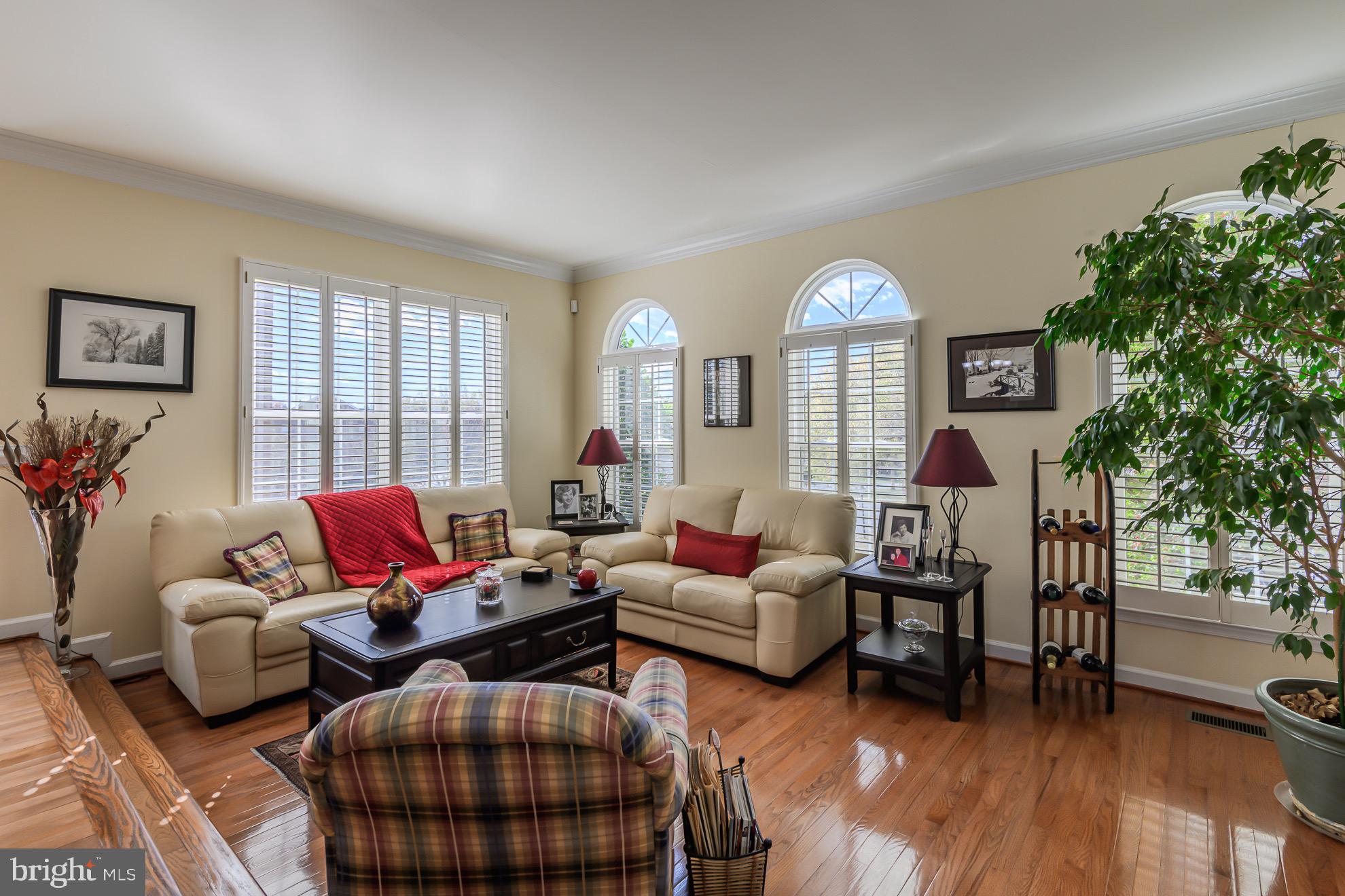 5510 JOWETT COURT