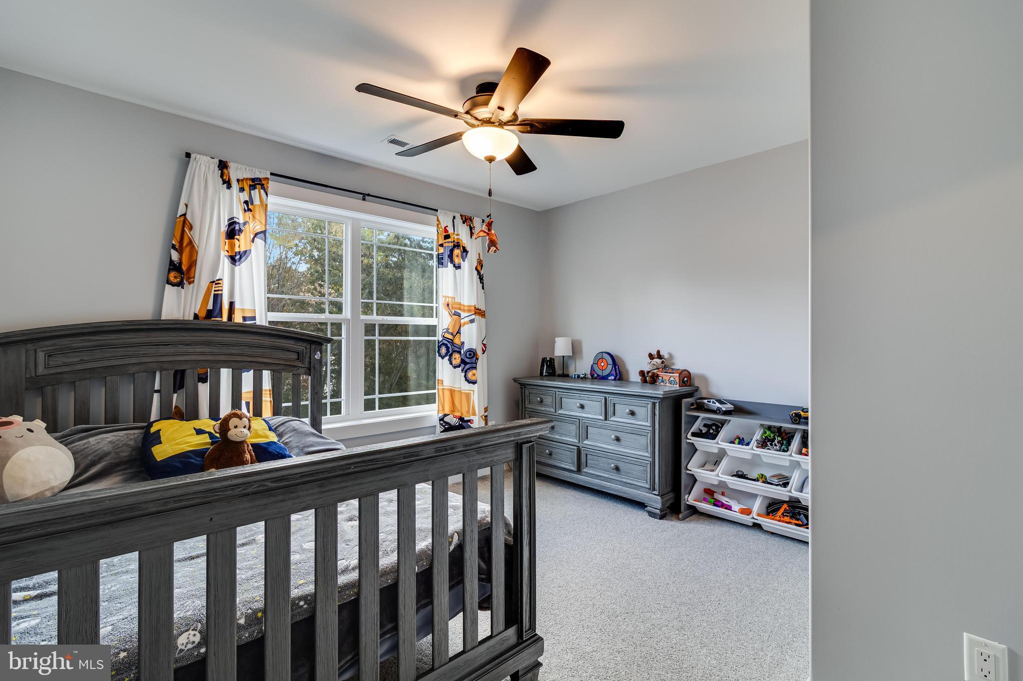 CLIFFTON ON THE POTOMAC - Residential