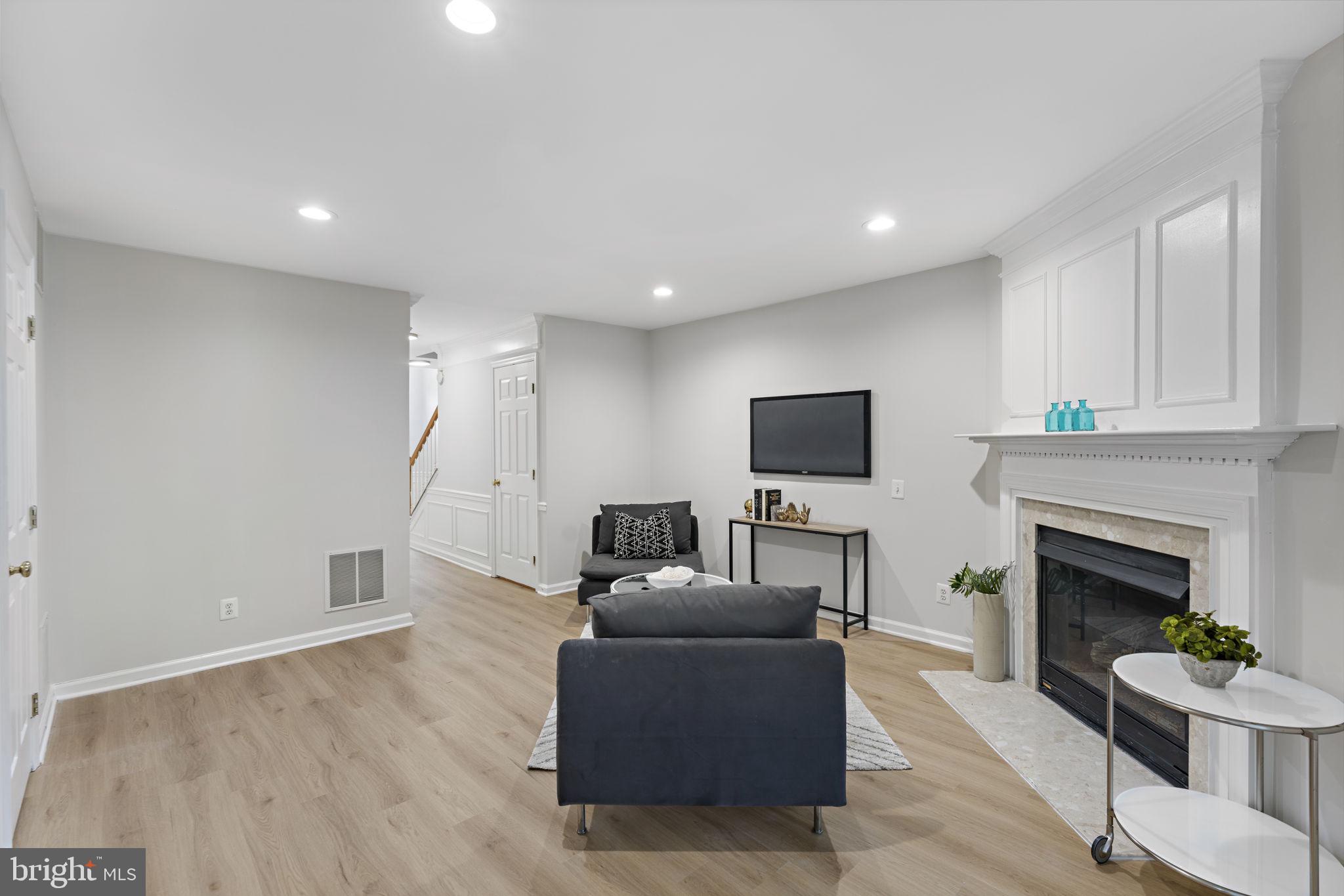 OVERLOOK - Residential