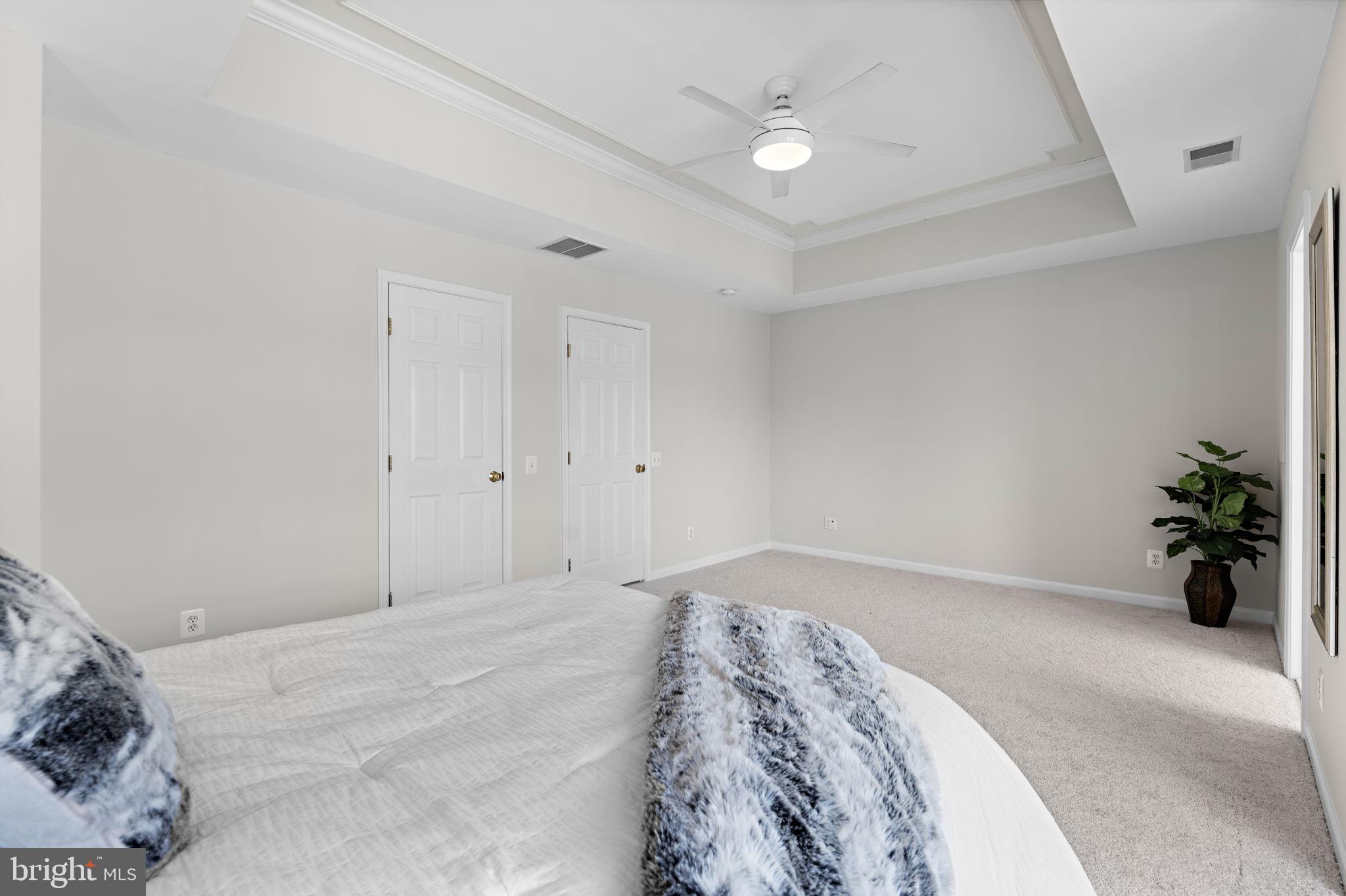 OVERLOOK - Residential