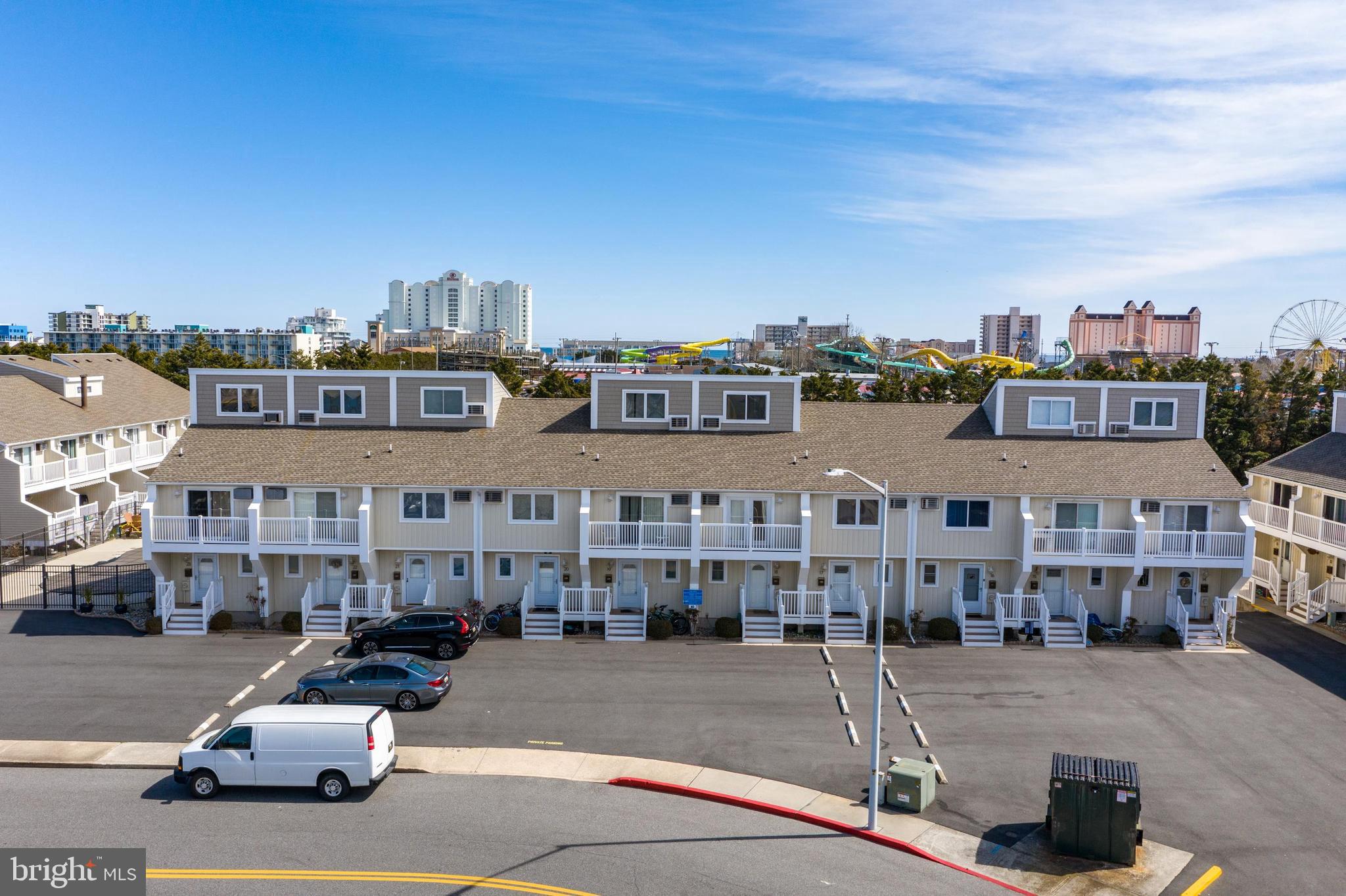 CAINE HARBOR MILE - Residential