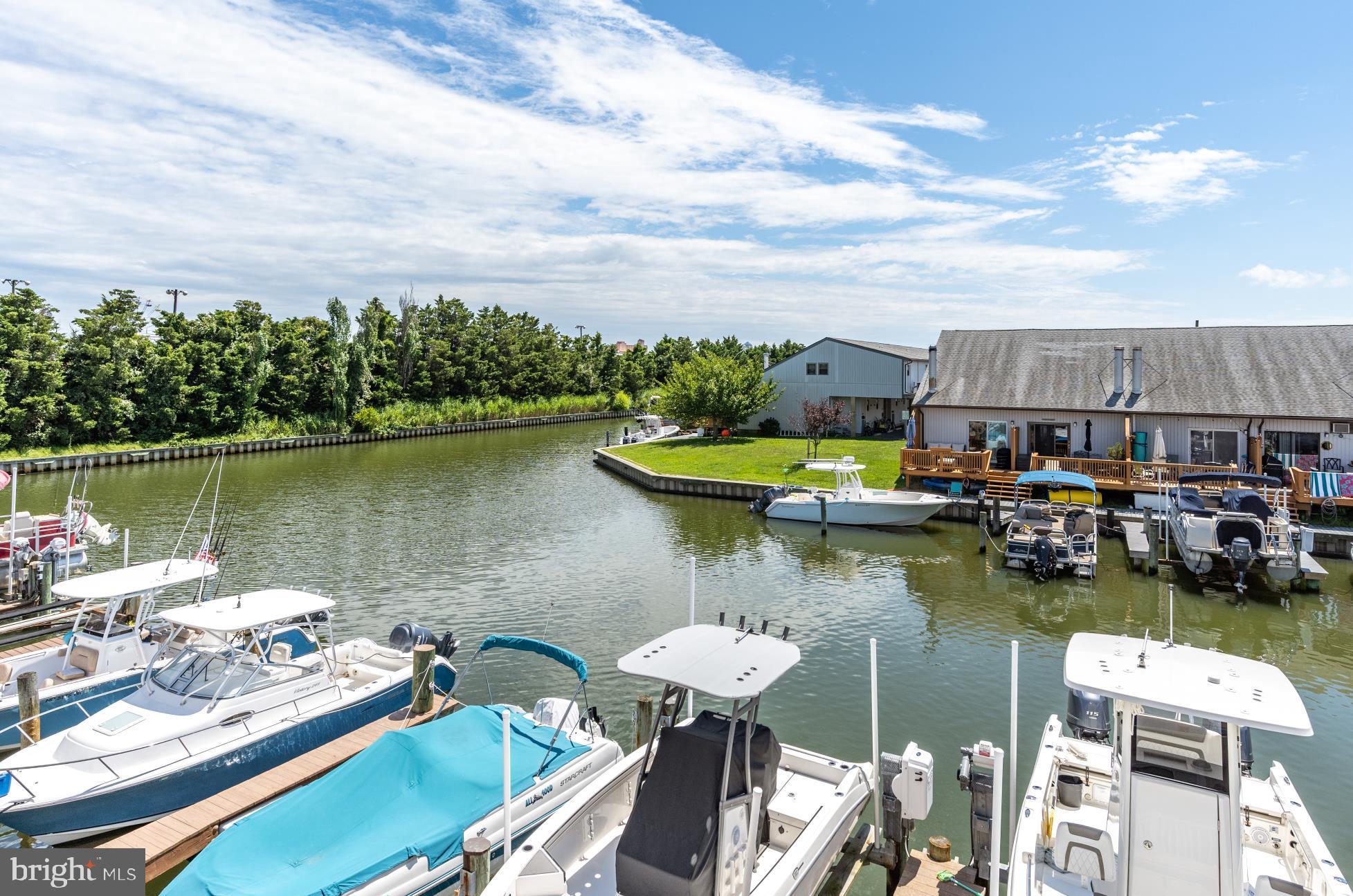 CAINE HARBOR MILE - Residential