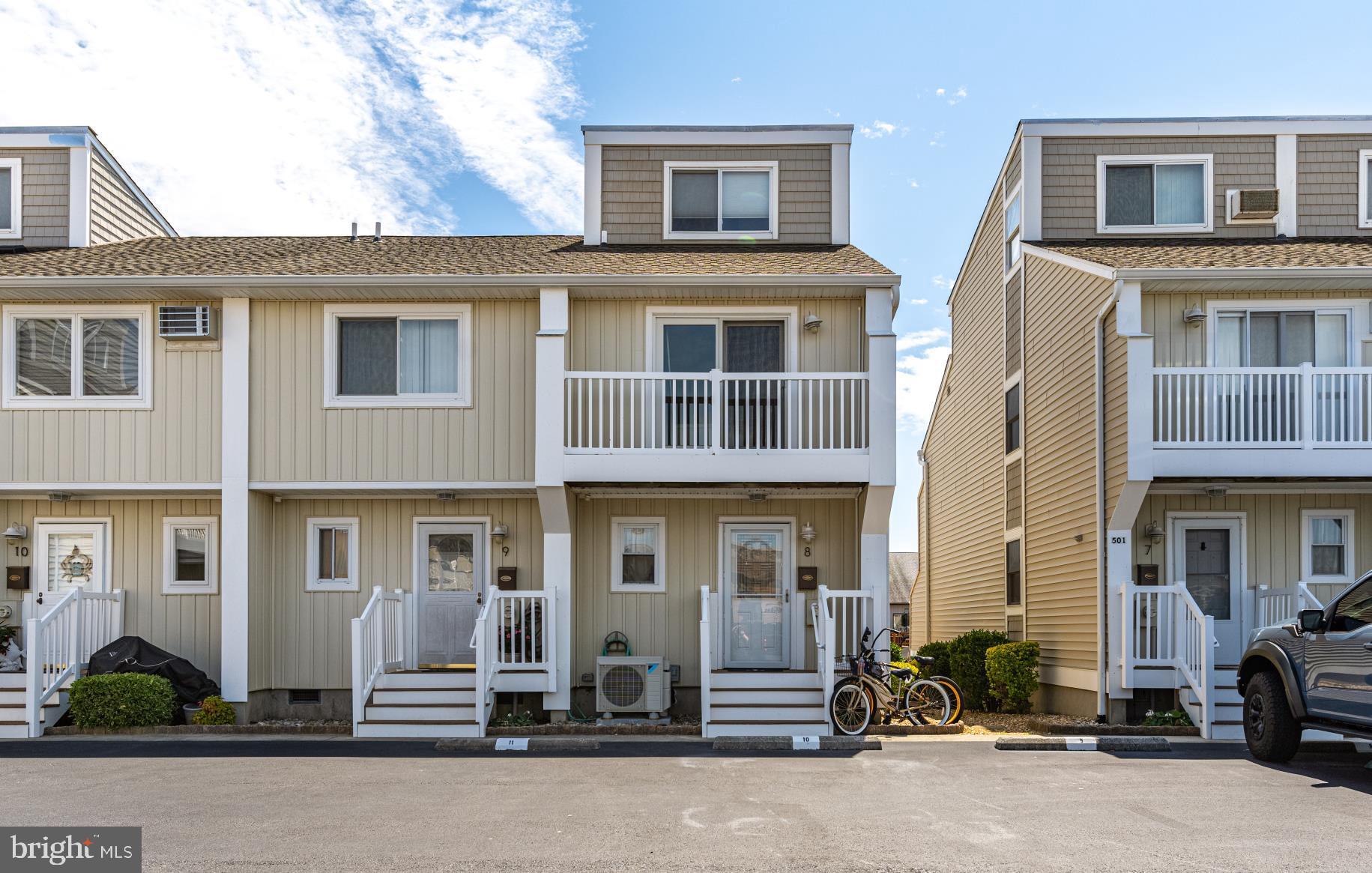 CAINE HARBOR MILE - Residential