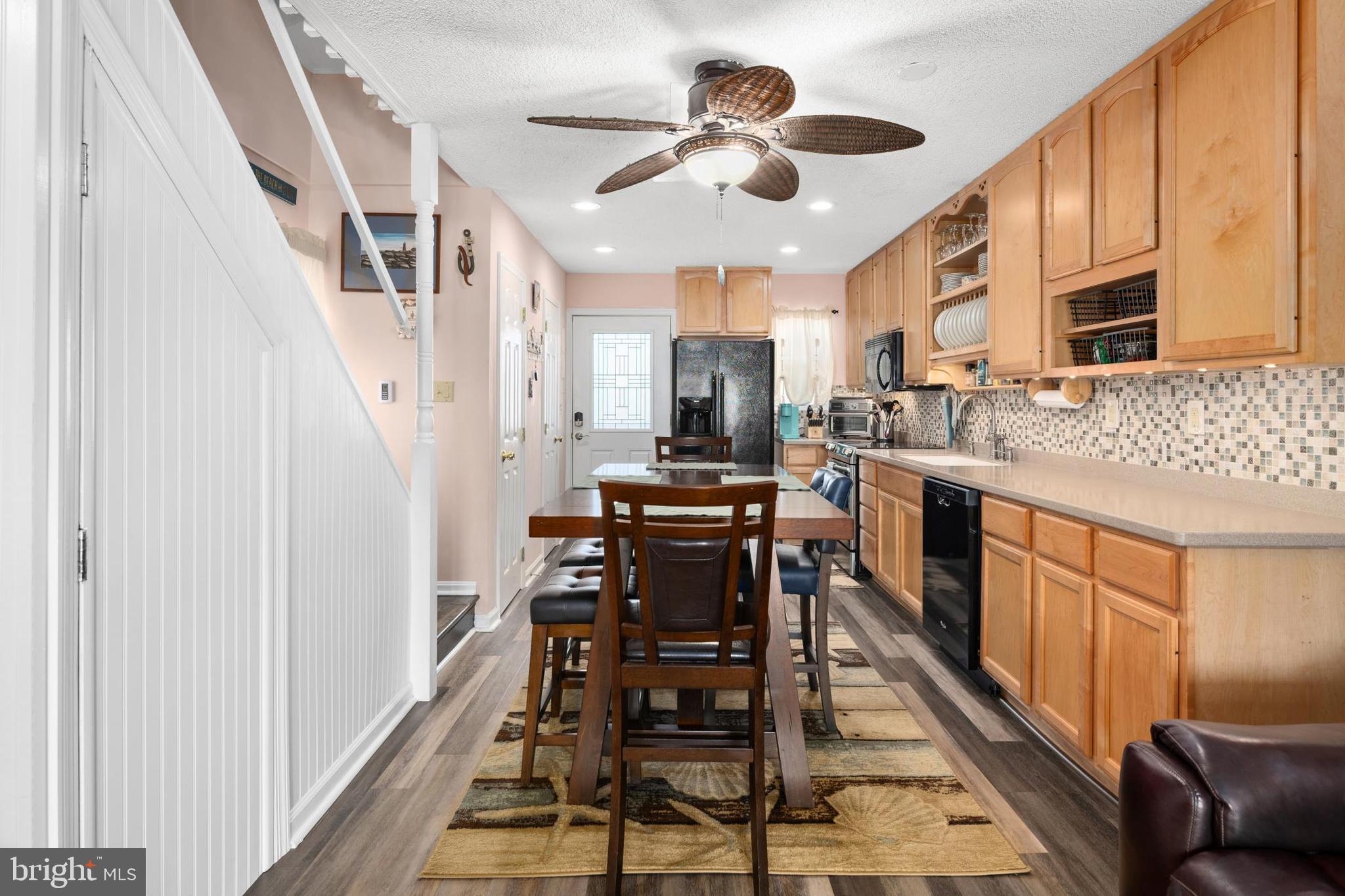 CAINE HARBOR MILE - Residential