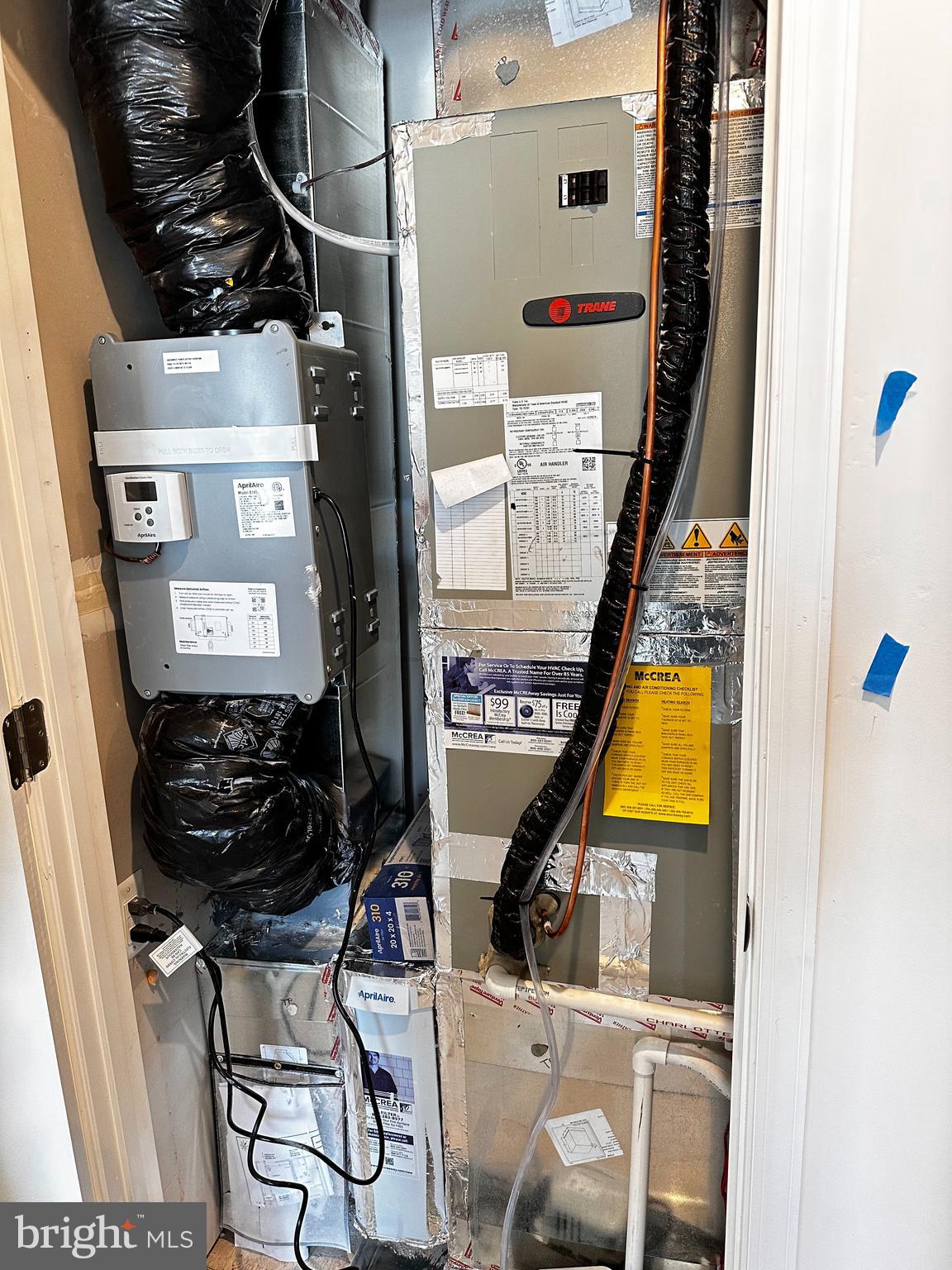 STONE SPRING - Residential Lease