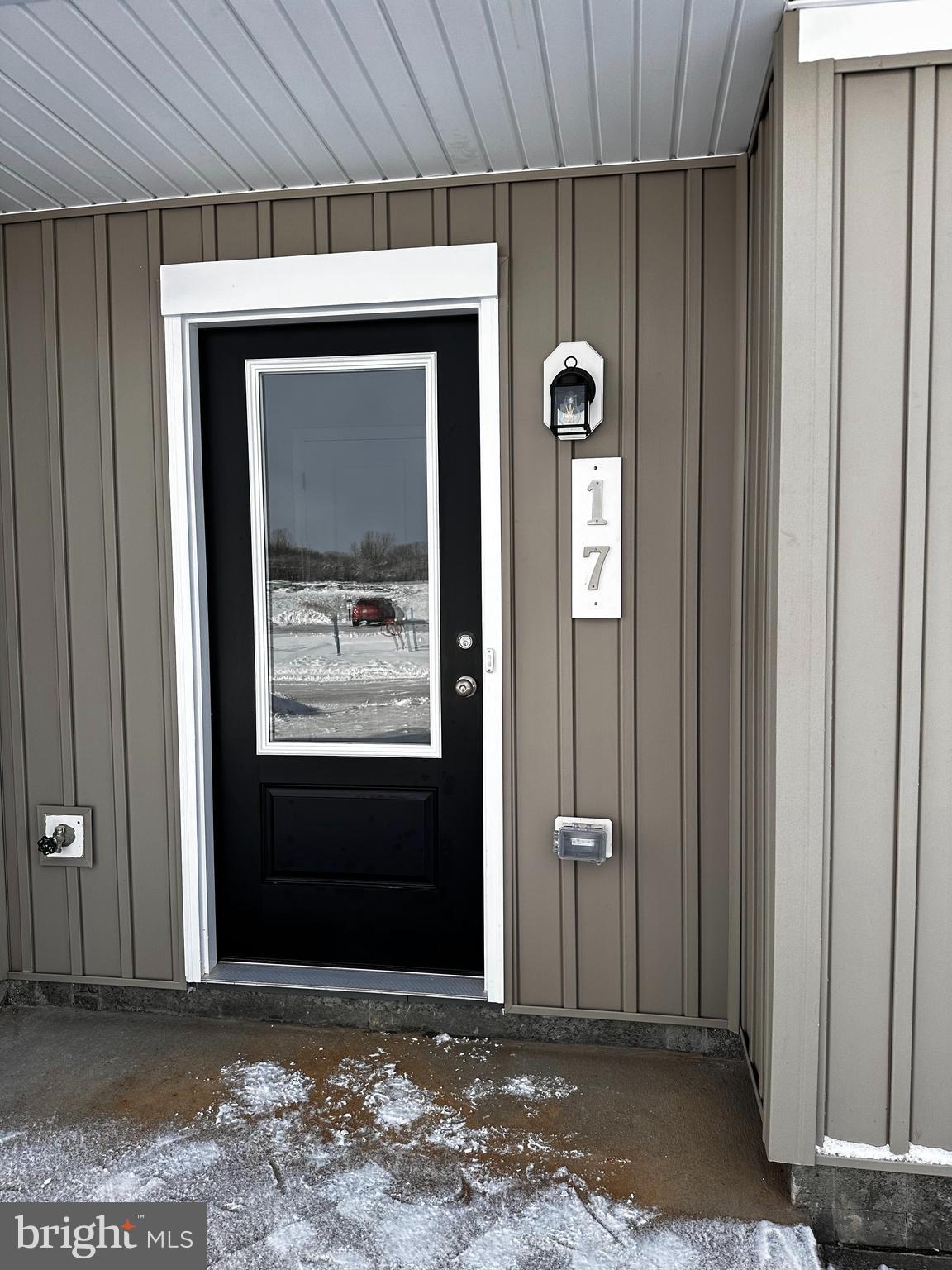 STONE SPRING - Residential Lease