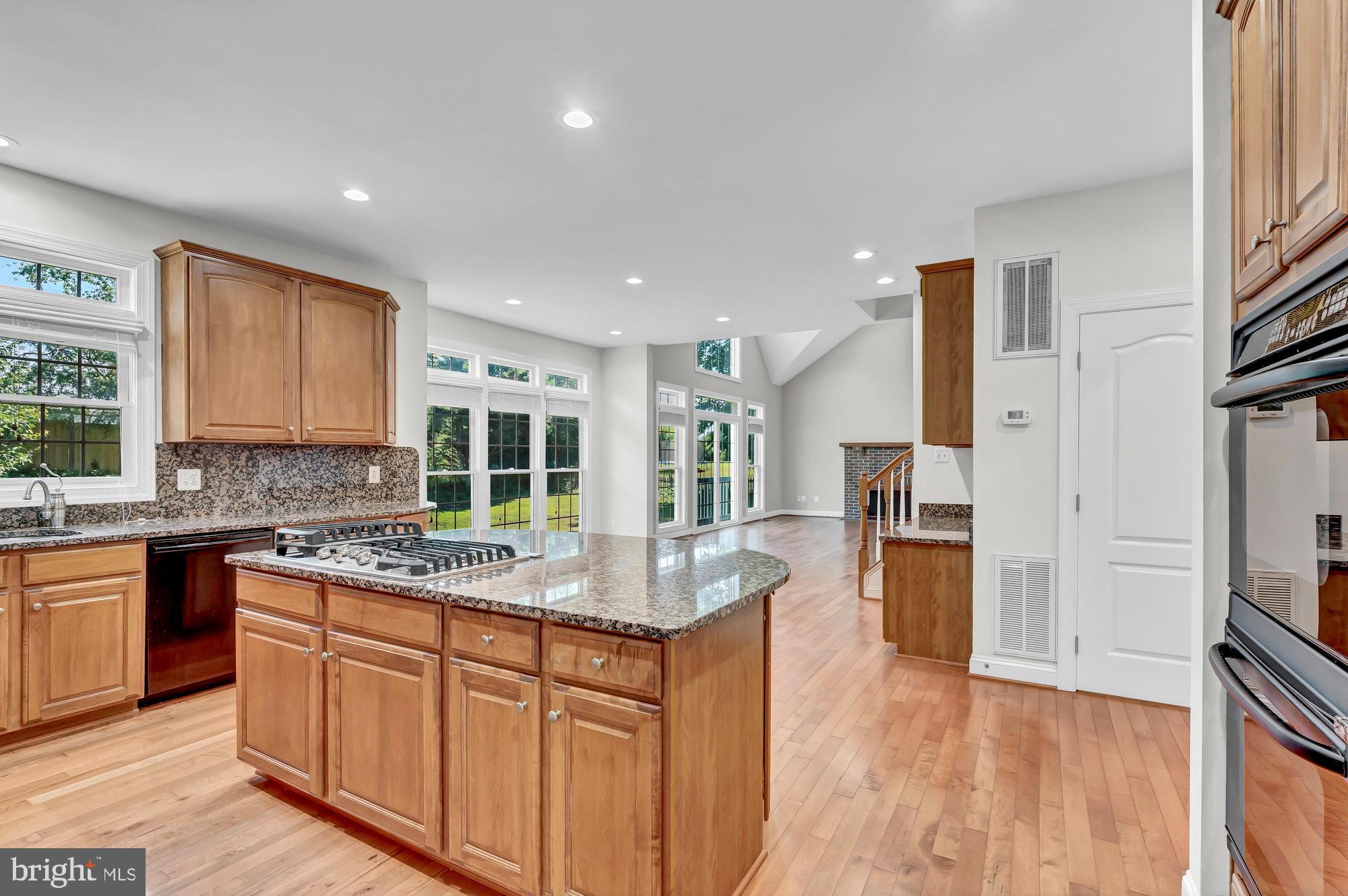 WOODLAND ESTATES - Residential