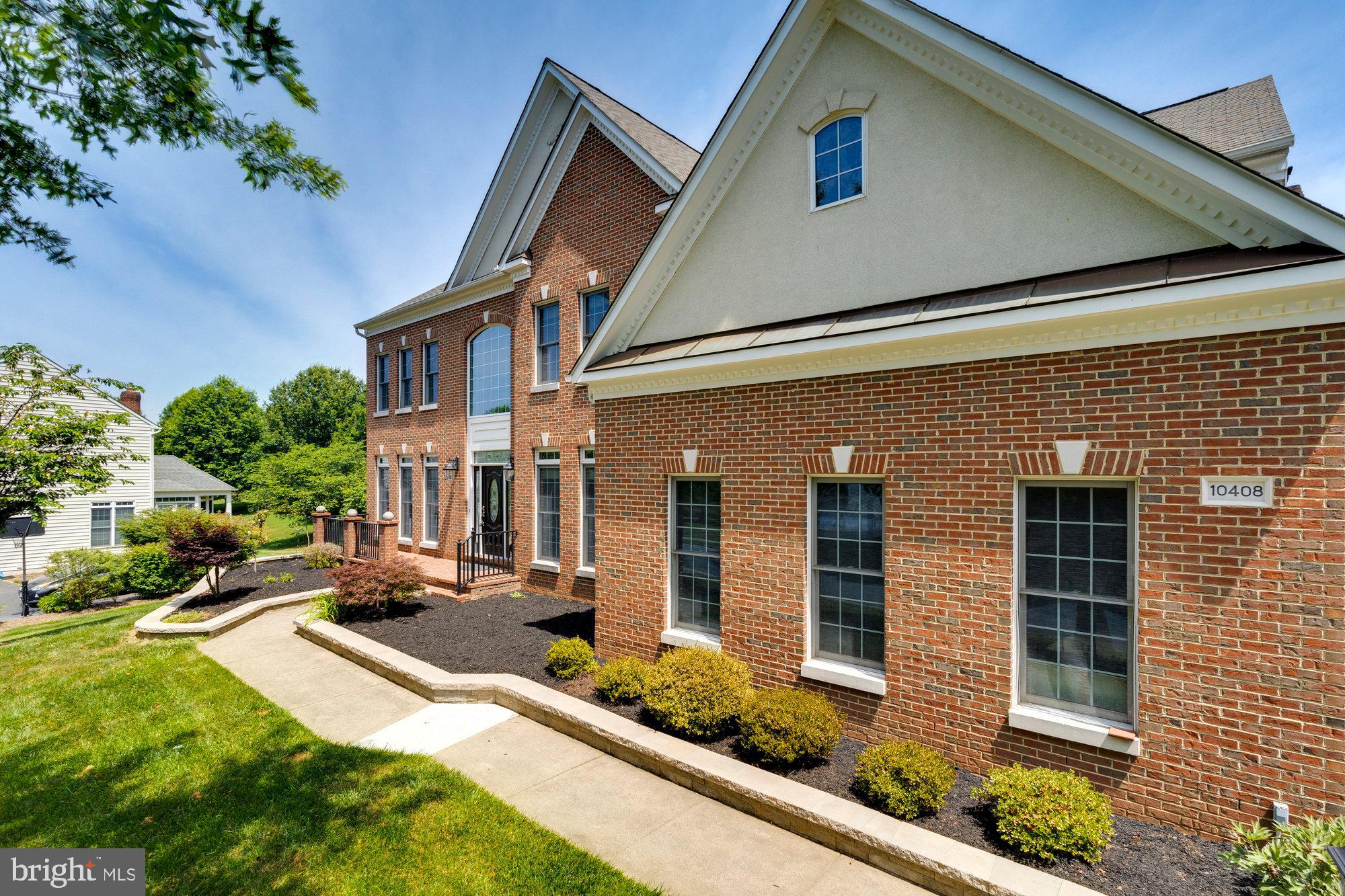 WOODLAND ESTATES - Residential