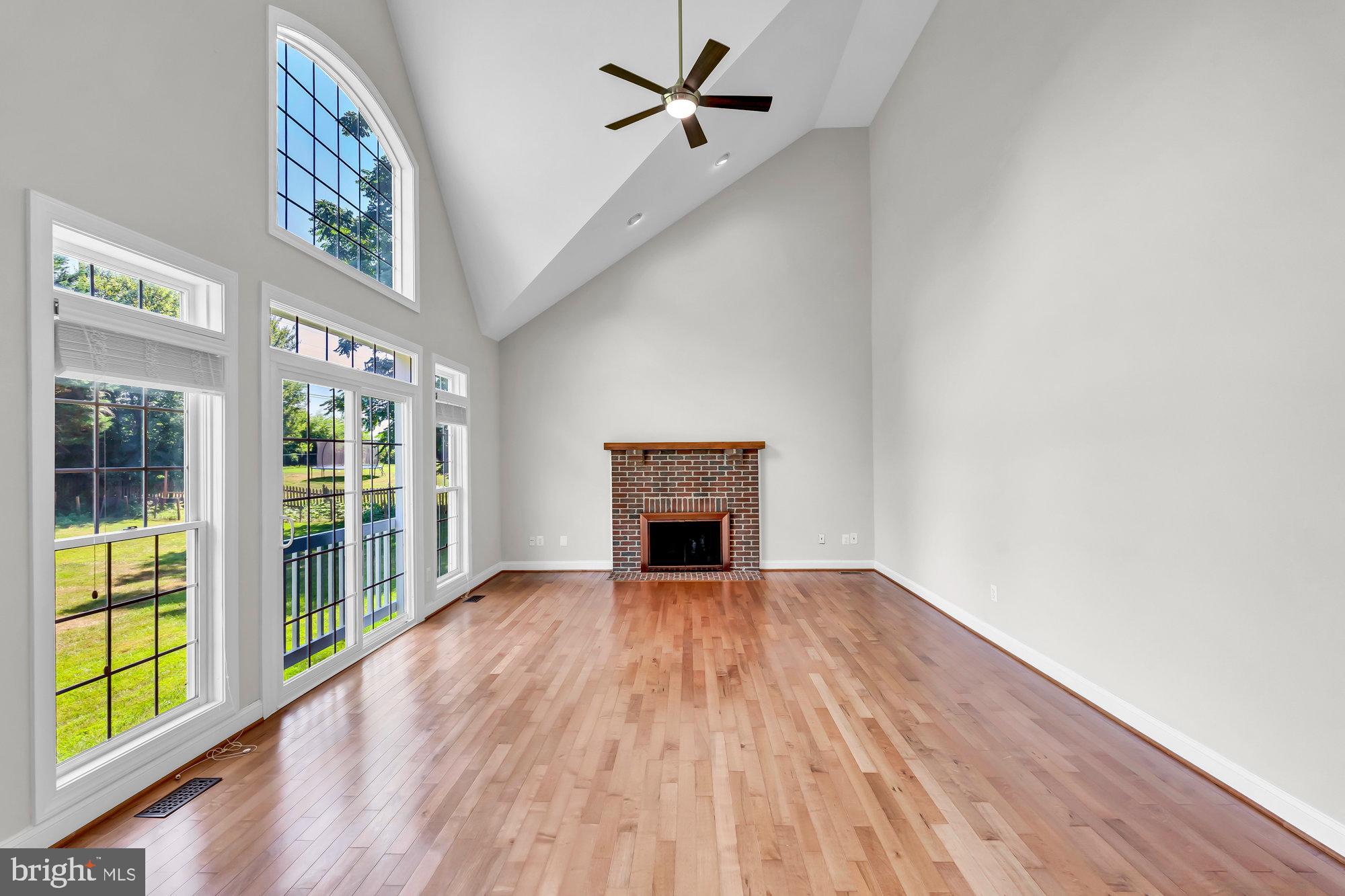 WOODLAND ESTATES - Residential