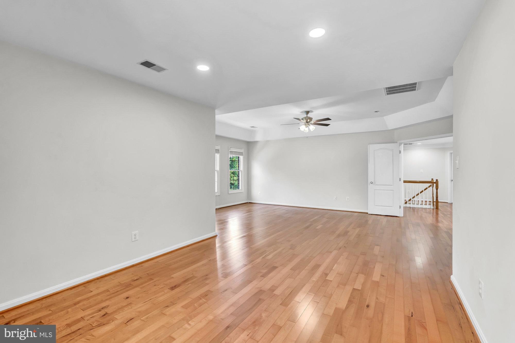 WOODLAND ESTATES - Residential