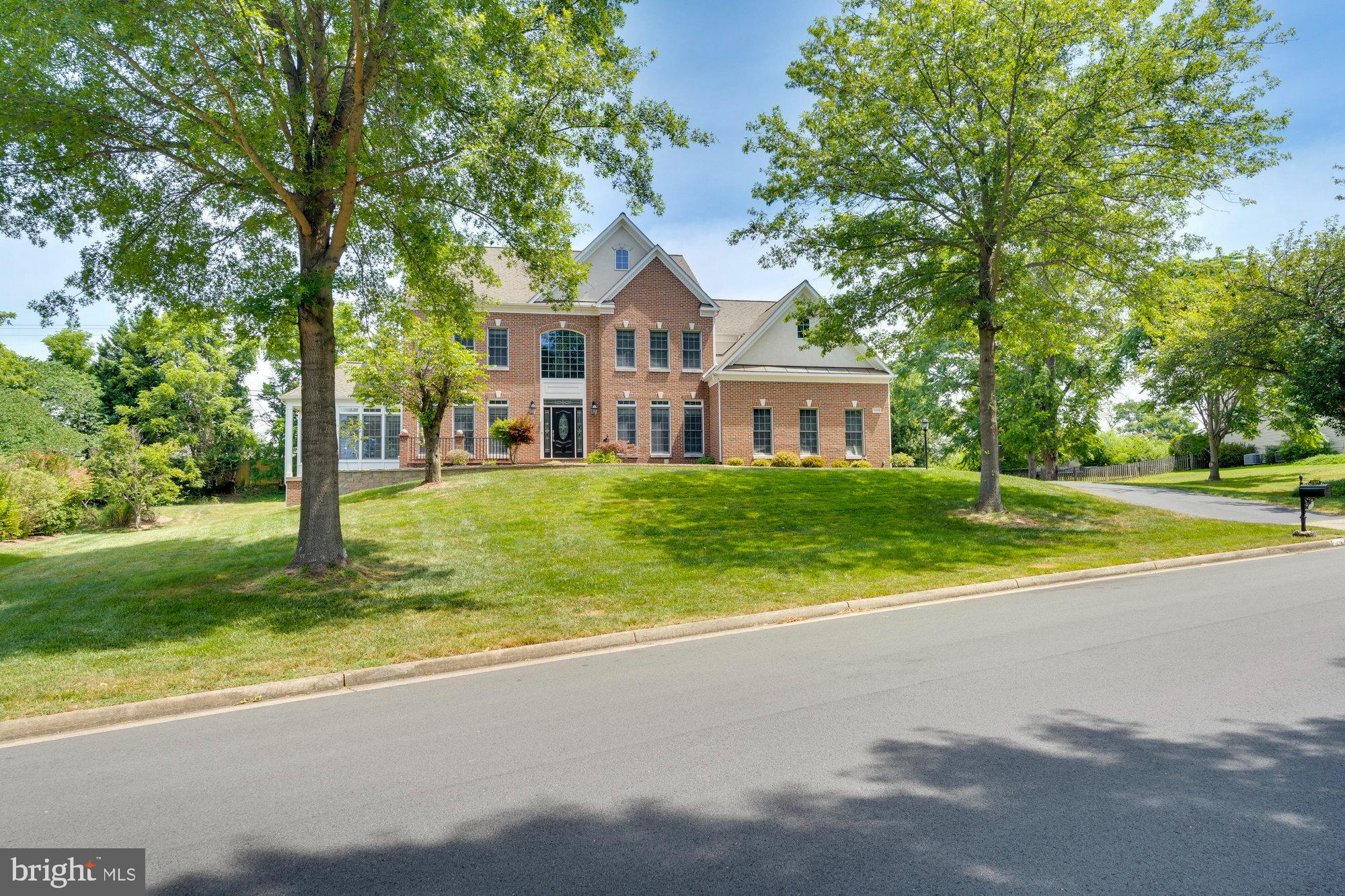 WOODLAND ESTATES - Residential